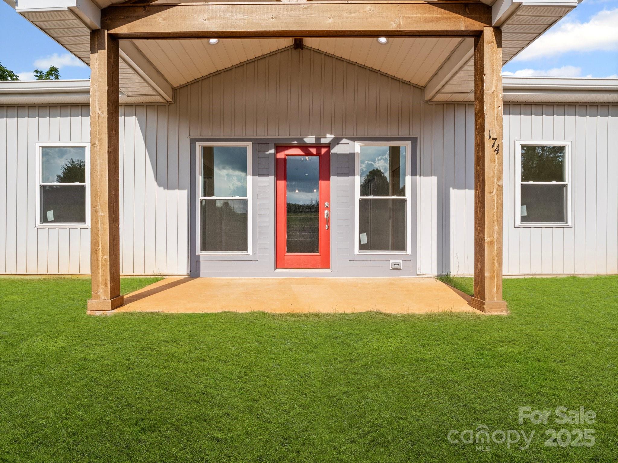 174 Charlie Randall Road Property Photo 1