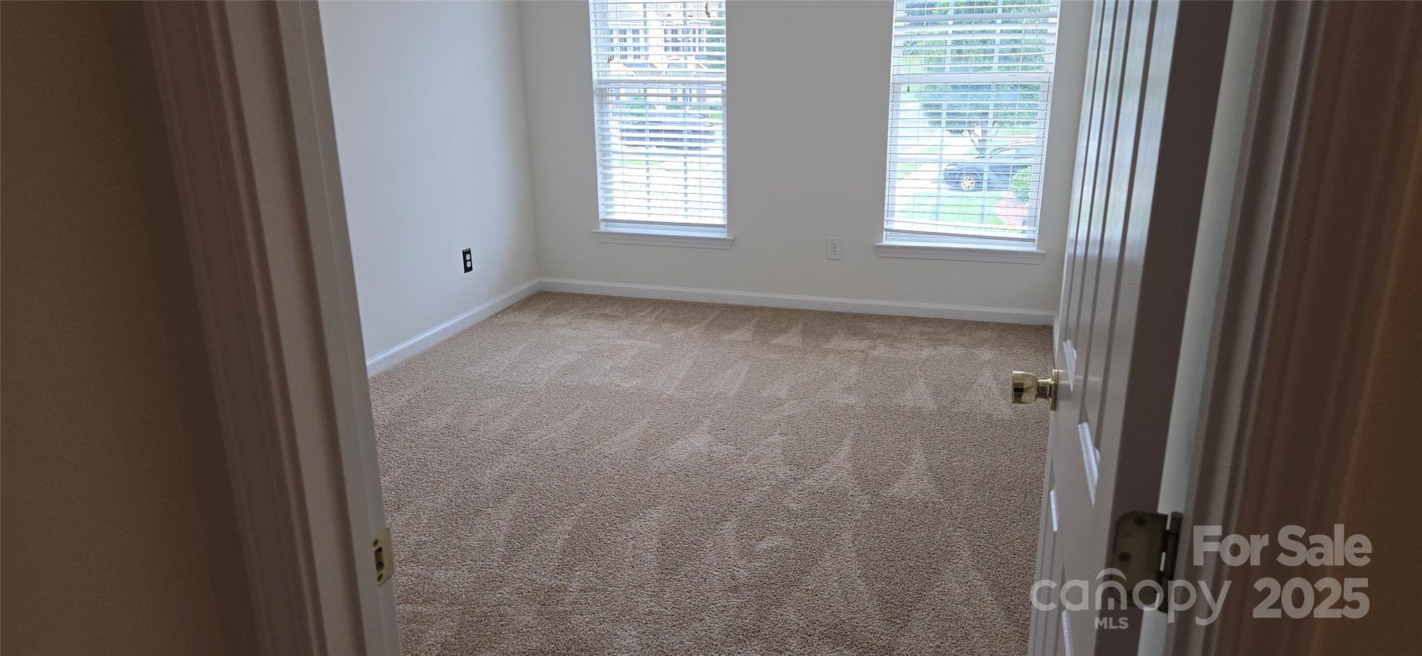 162 Autumn Falls Drive Property Photo 17