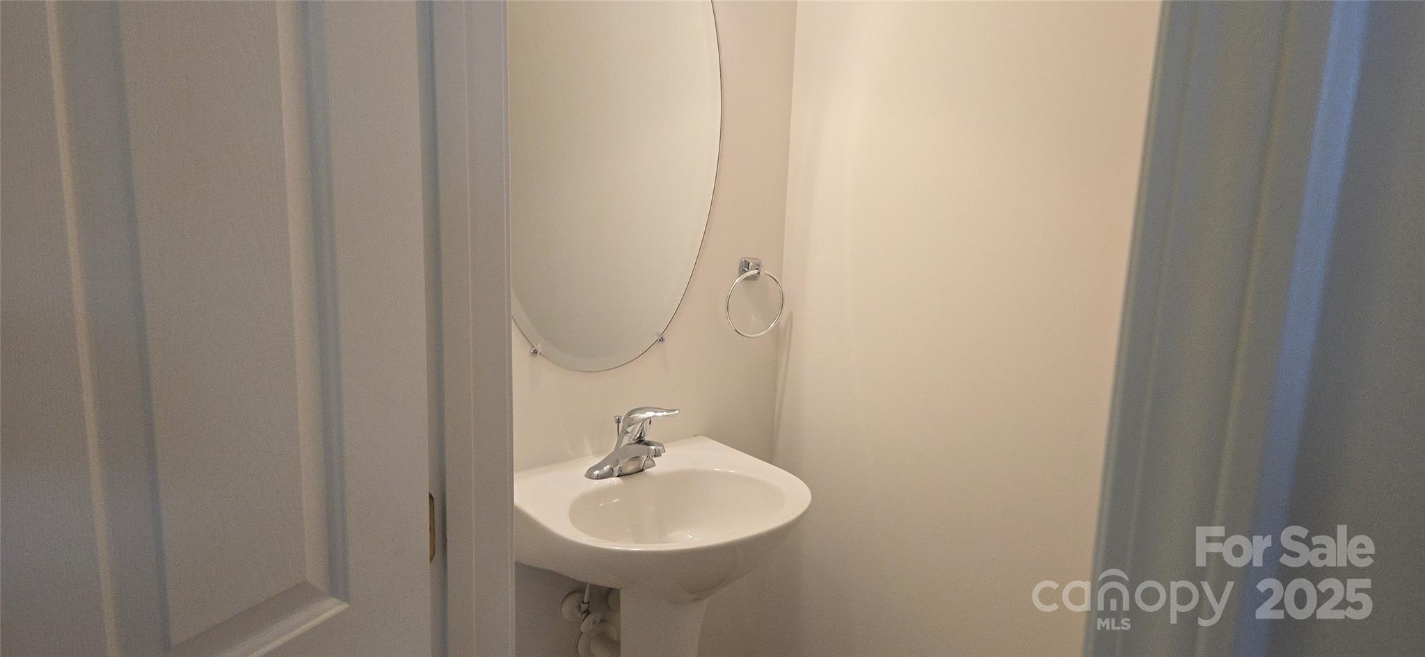 162 Autumn Falls Drive Property Photo 32