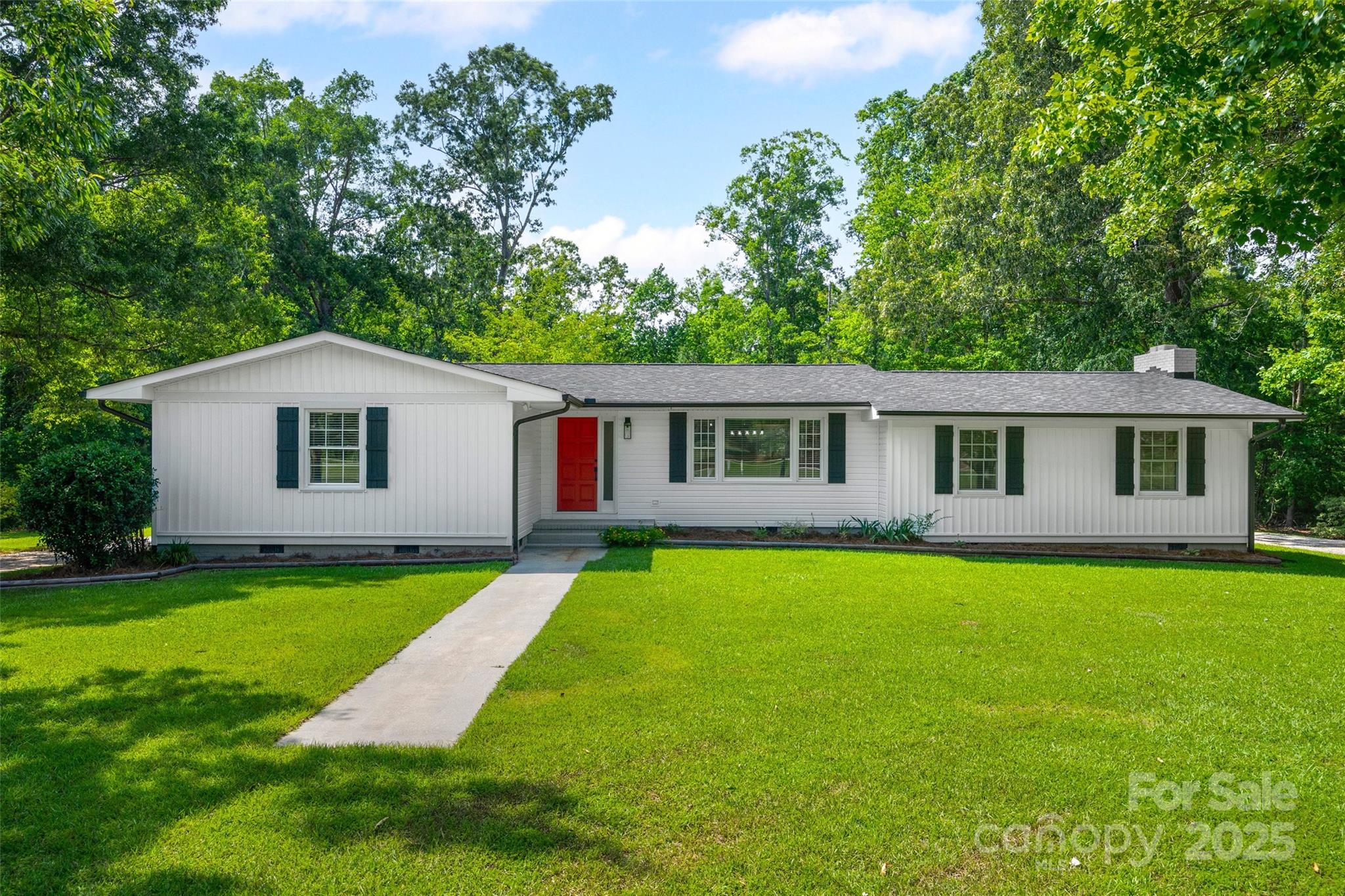 1582 Cornwell Road Property Photo 1