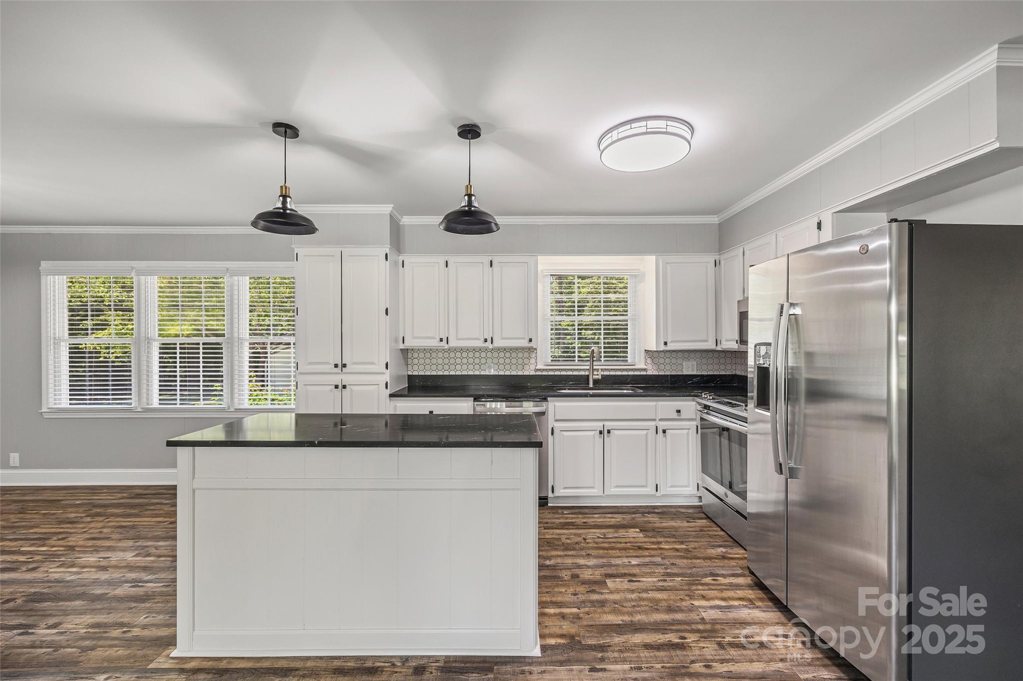 1582 Cornwell Road Property Photo 4