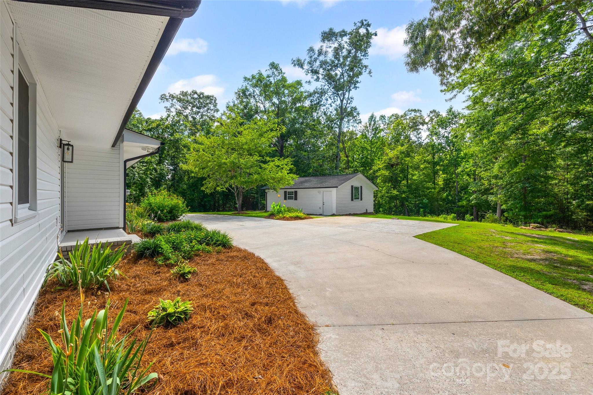 1582 Cornwell Road Property Photo 14