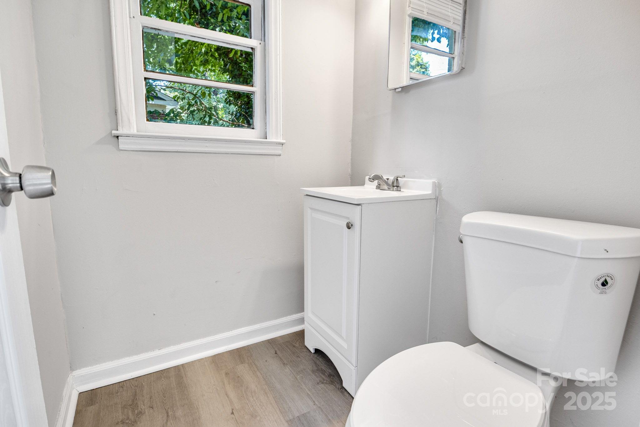 4635 Thornwood Road Property Photo 18