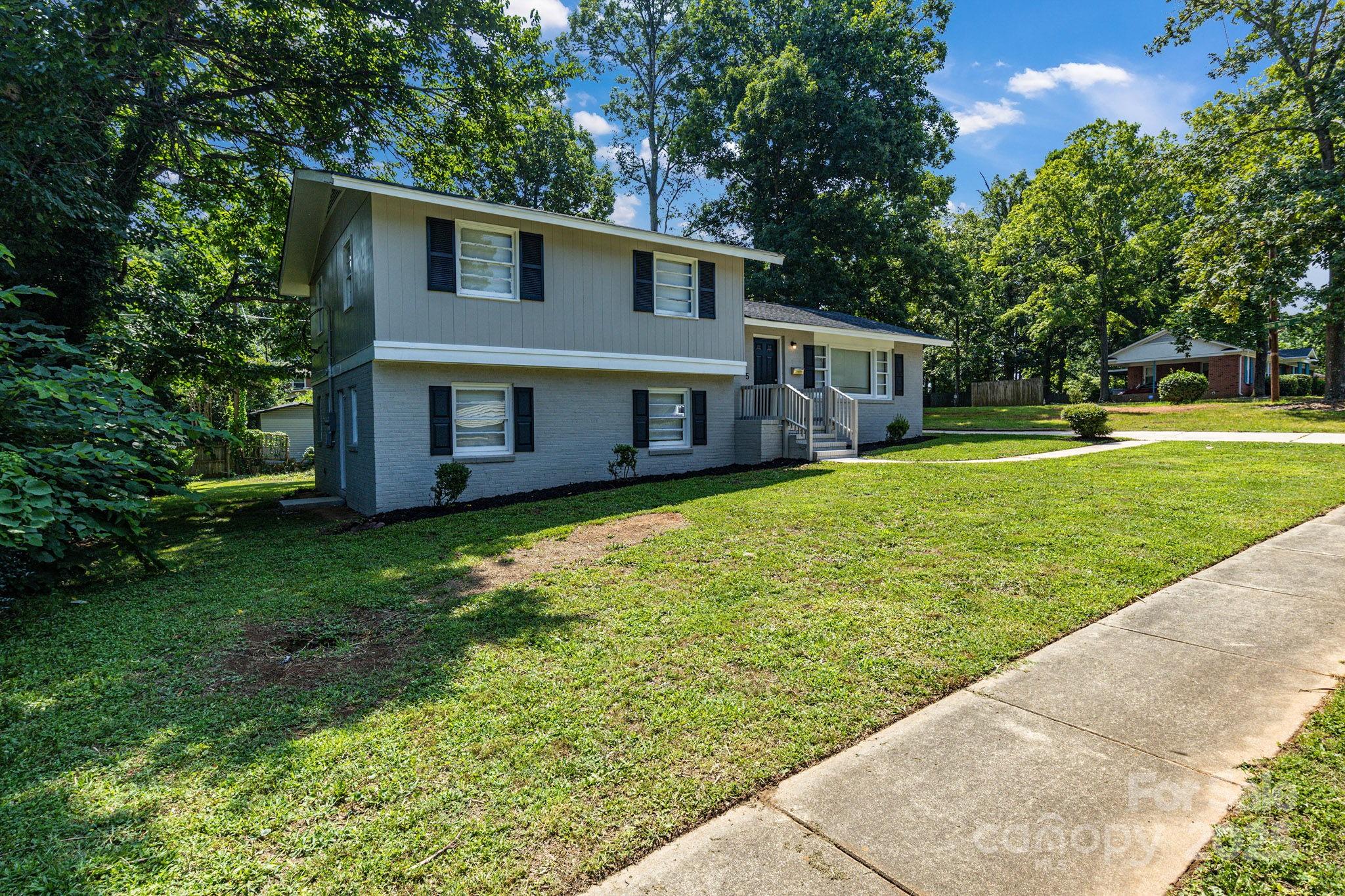 4635 Thornwood Road Property Photo 23