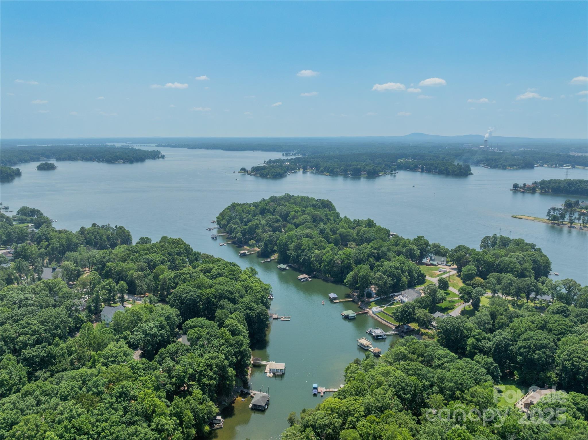200 Greenbay Road Property Photo 3