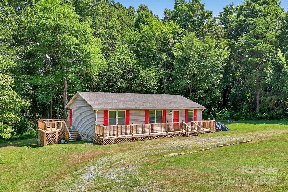 2611 Dallas Stanley Highway Property Photo 2