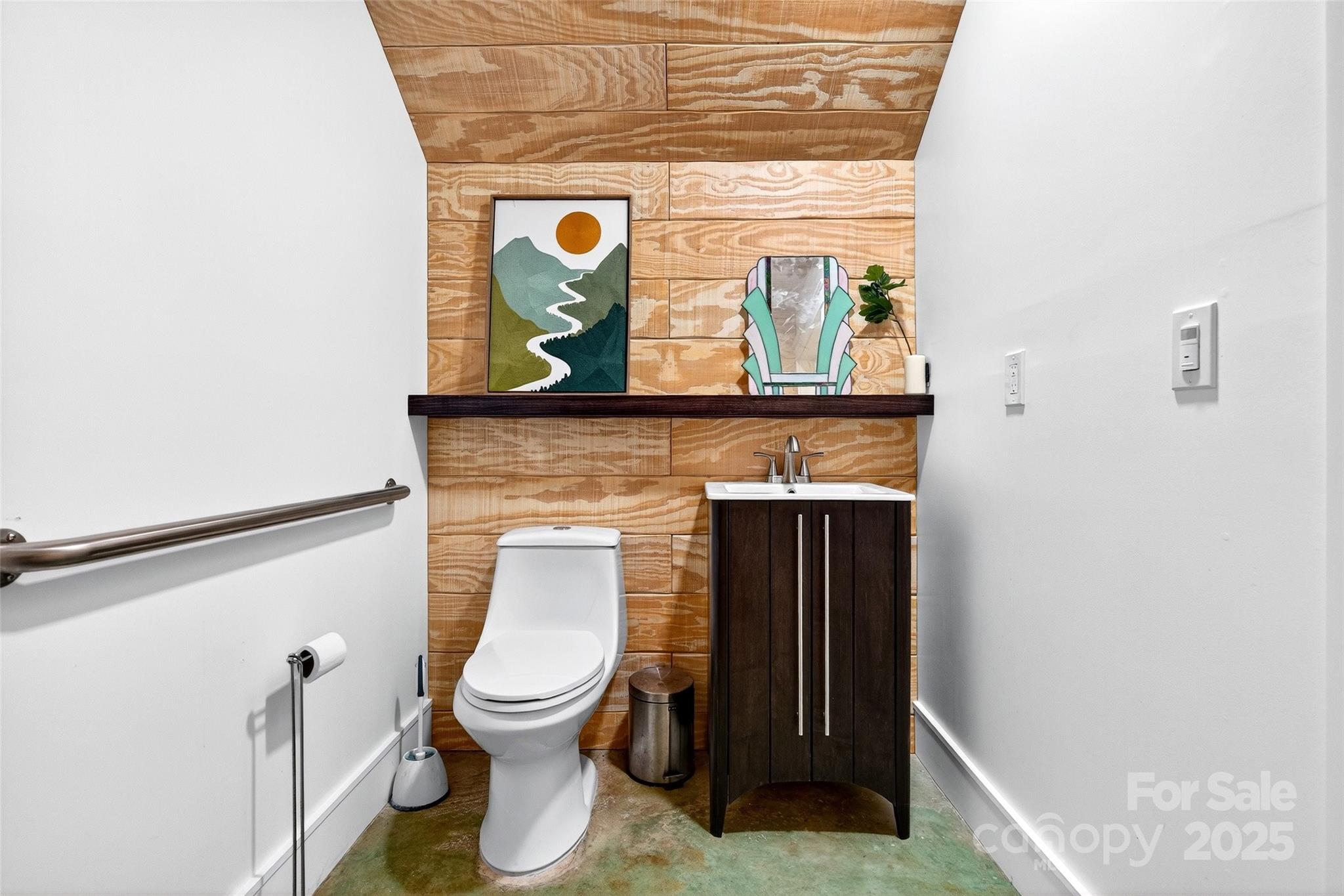 626 Old Lytle Cove Road Property Photo 12