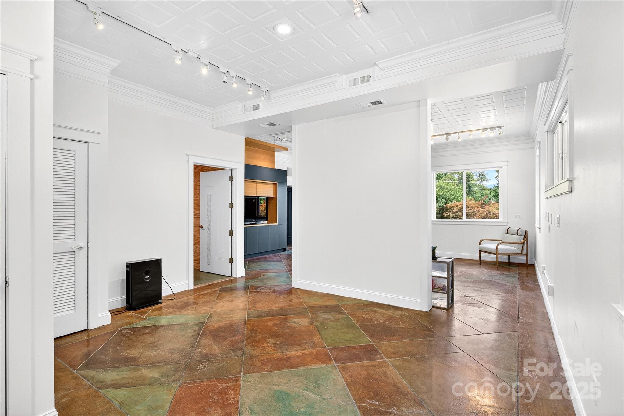 626 Old Lytle Cove Road Property Photo 12