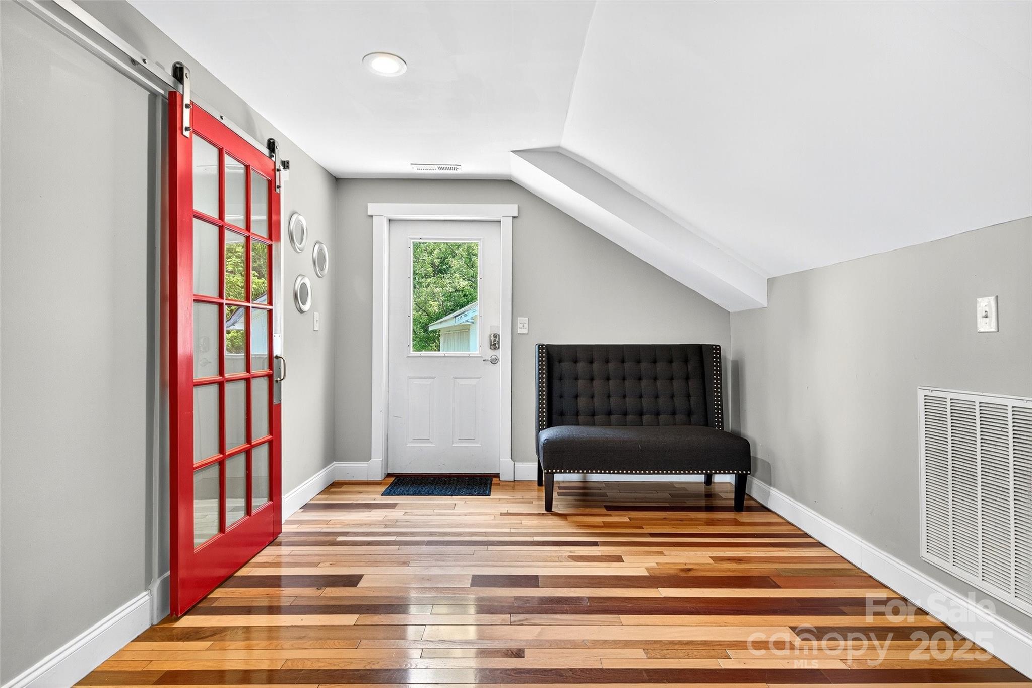 626 Old Lytle Cove Road Property Photo 30