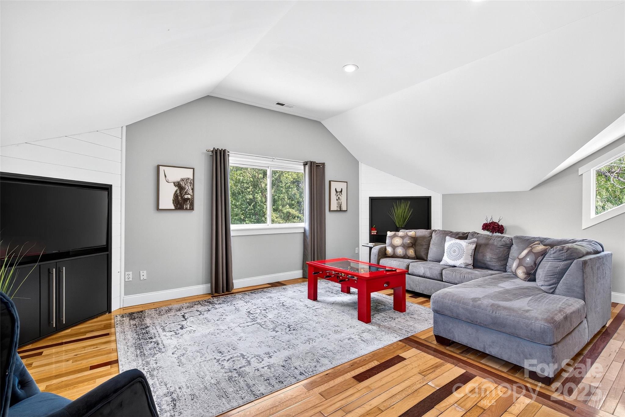 626 Old Lytle Cove Road Property Photo 32