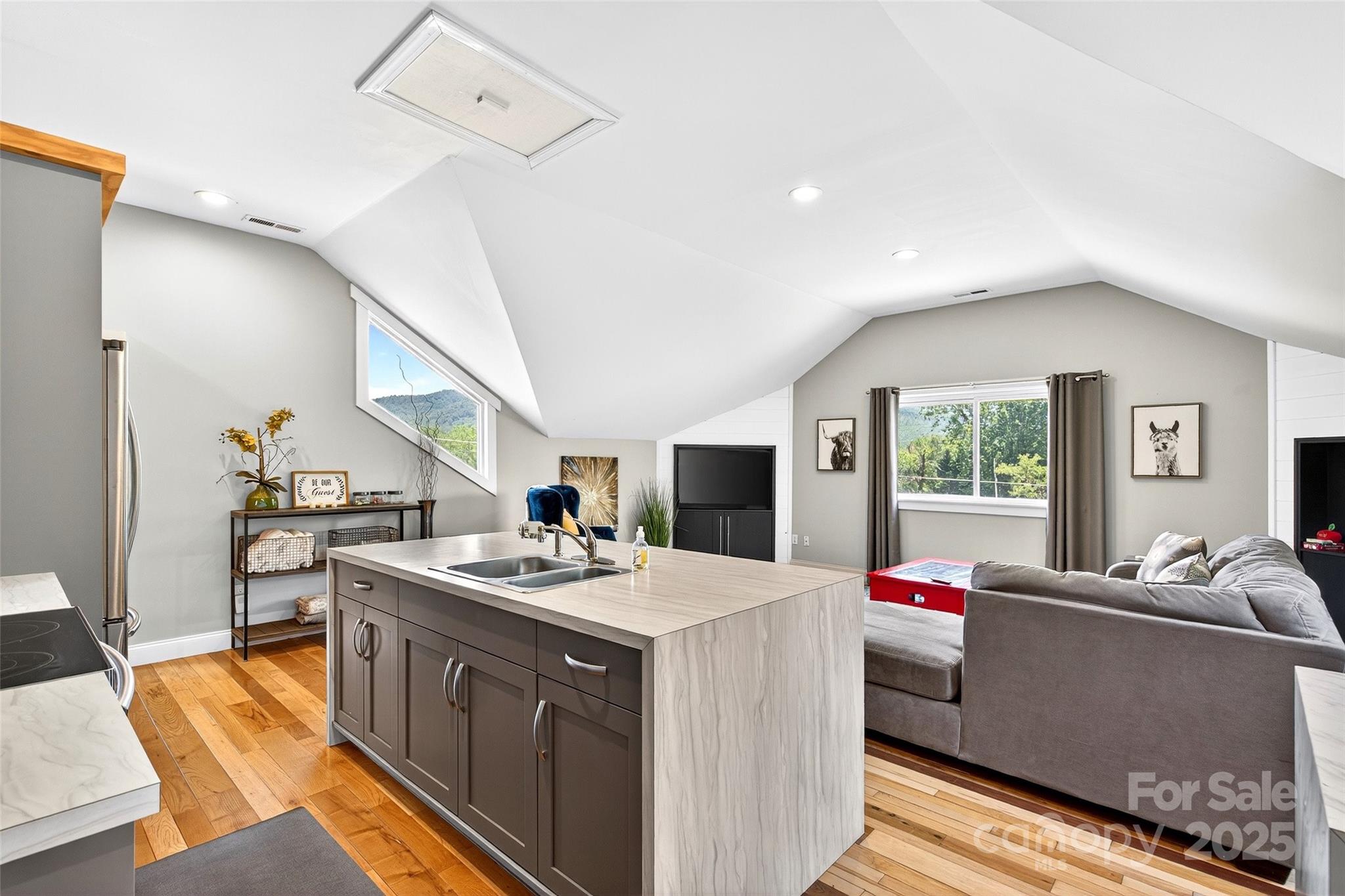 626 Old Lytle Cove Road Property Photo 36