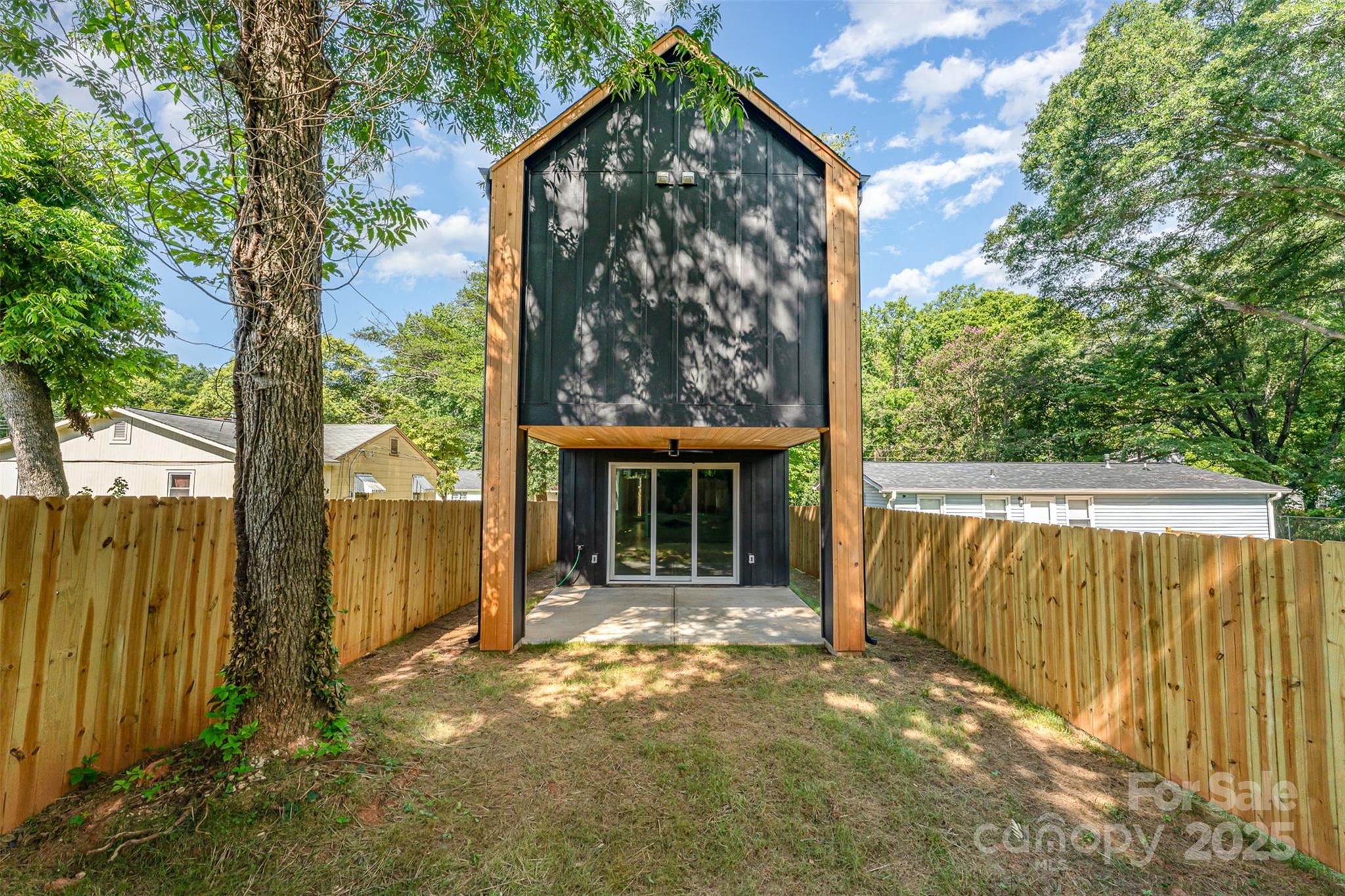 3049 Reid Avenue Property Photo 11