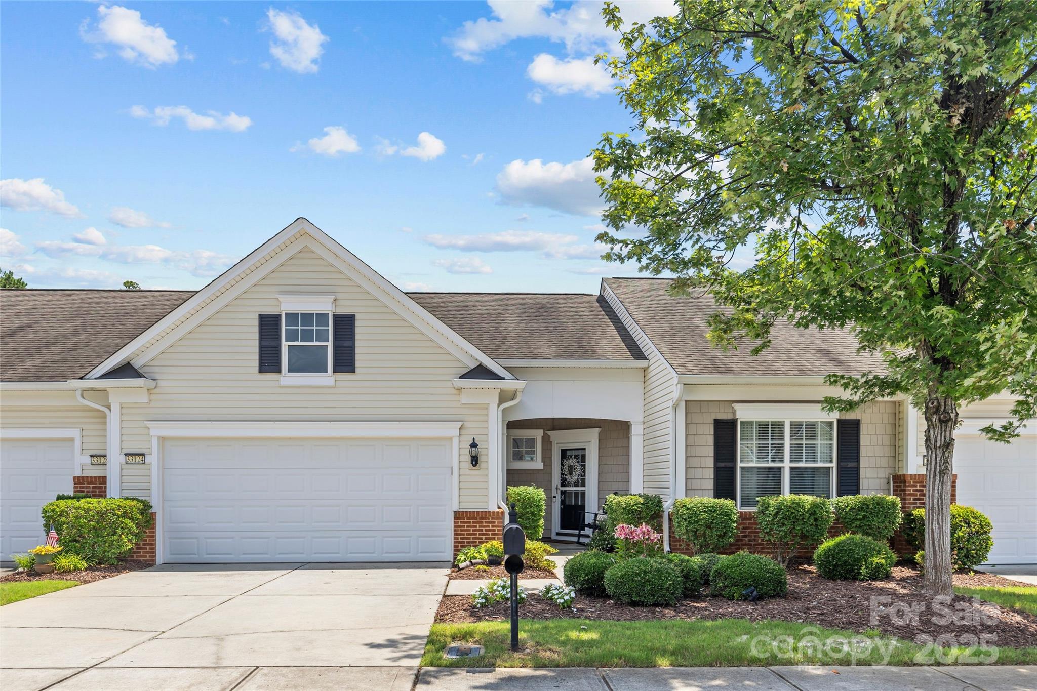 33124 Tanager Court Property Photo 1