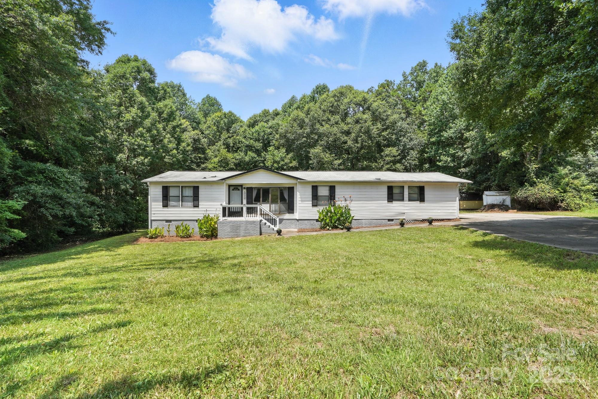 222 Laramie Drive