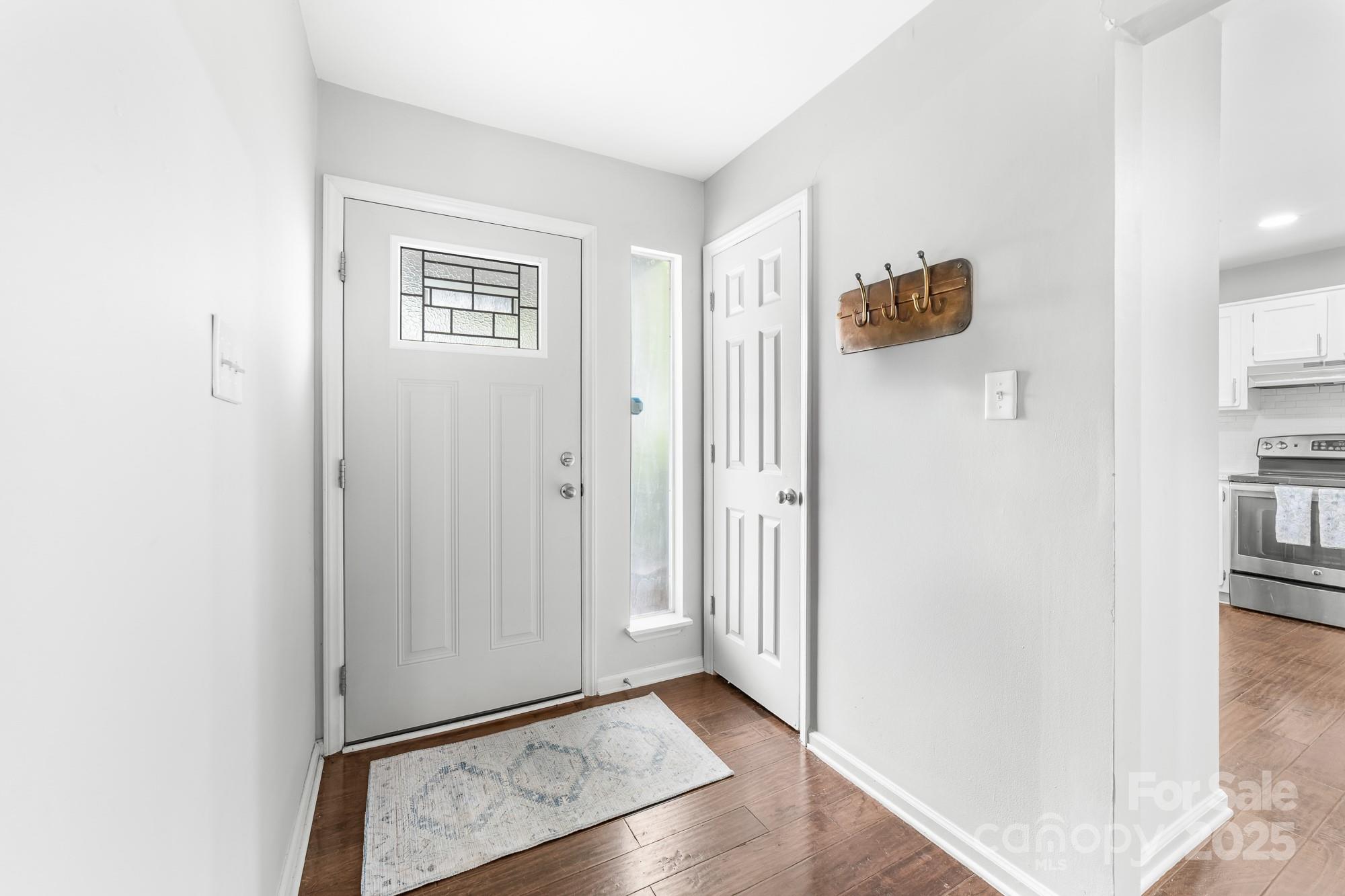 6808 Arroyo Drive Property Photo 5