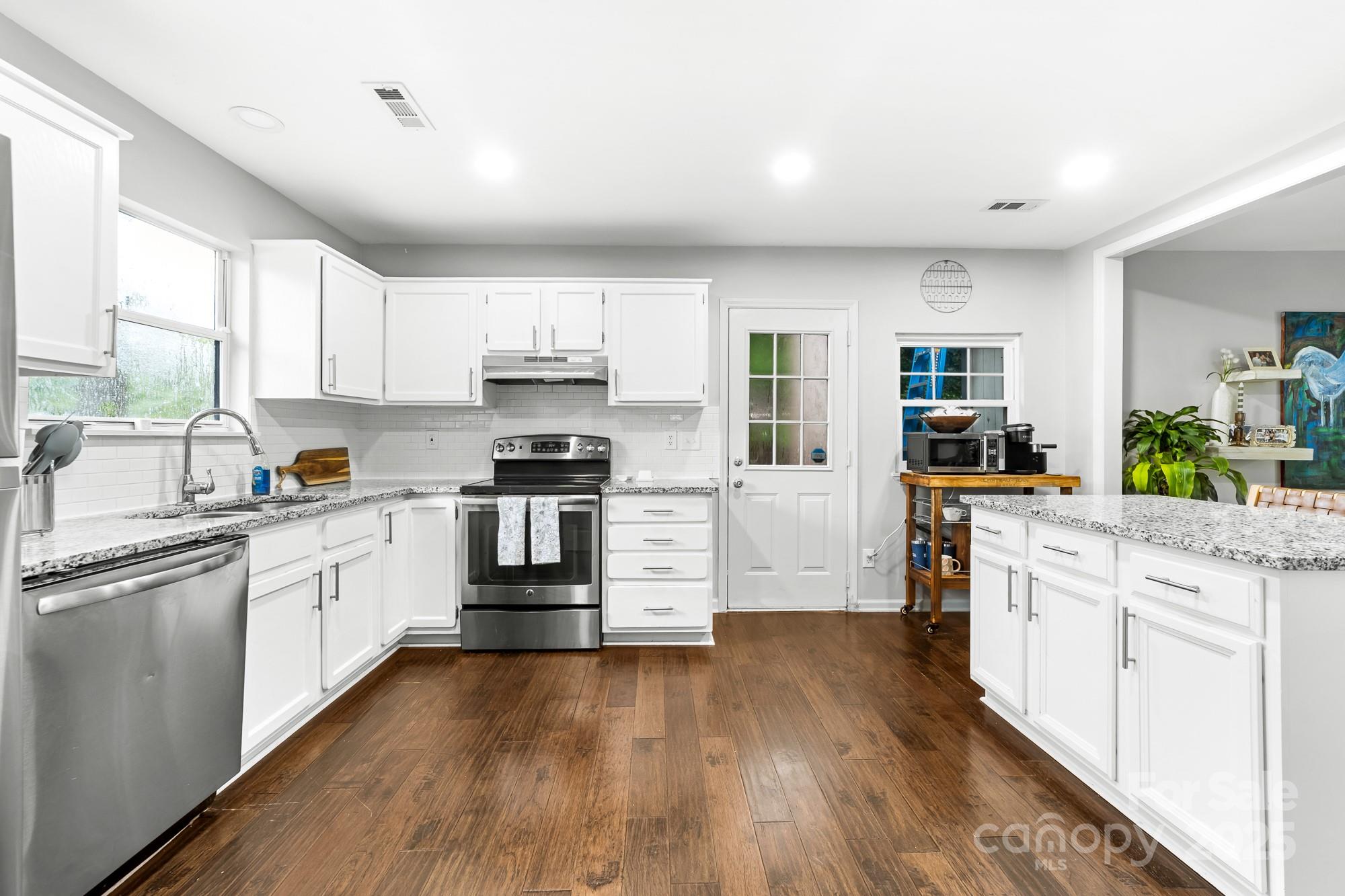 6808 Arroyo Drive Property Photo 11
