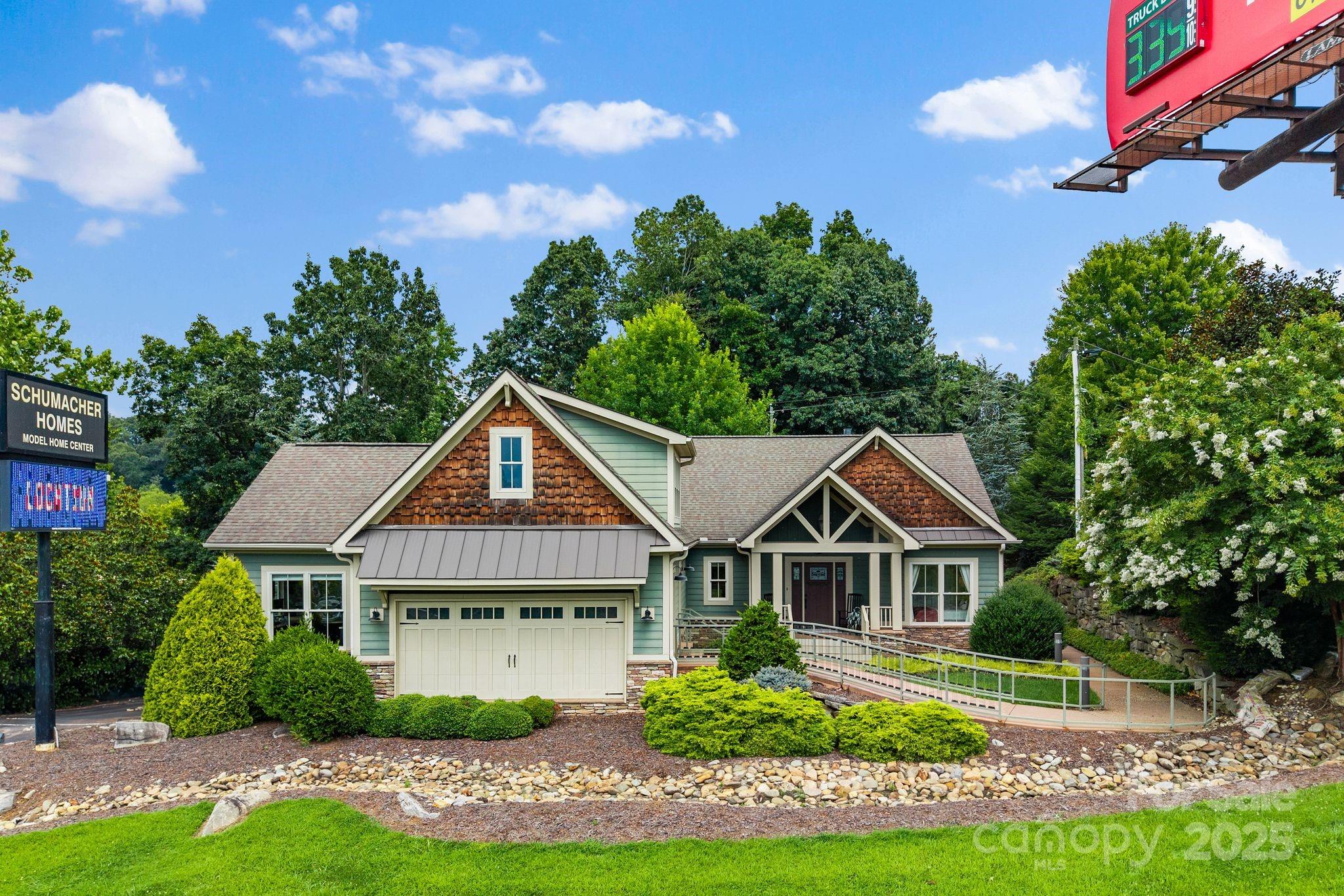798 Dogwood Road Property Photo 2