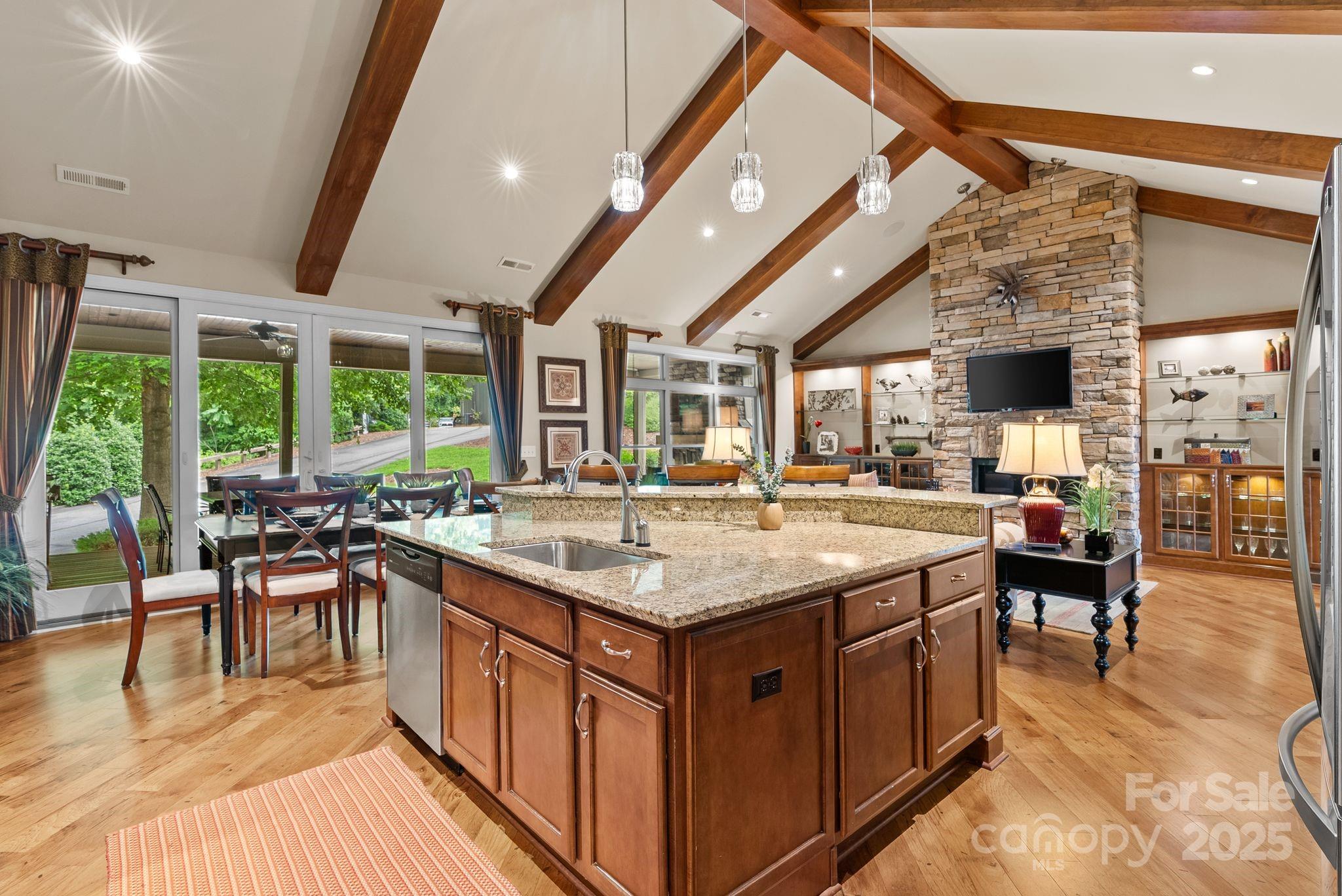 798 Dogwood Road Property Photo 6