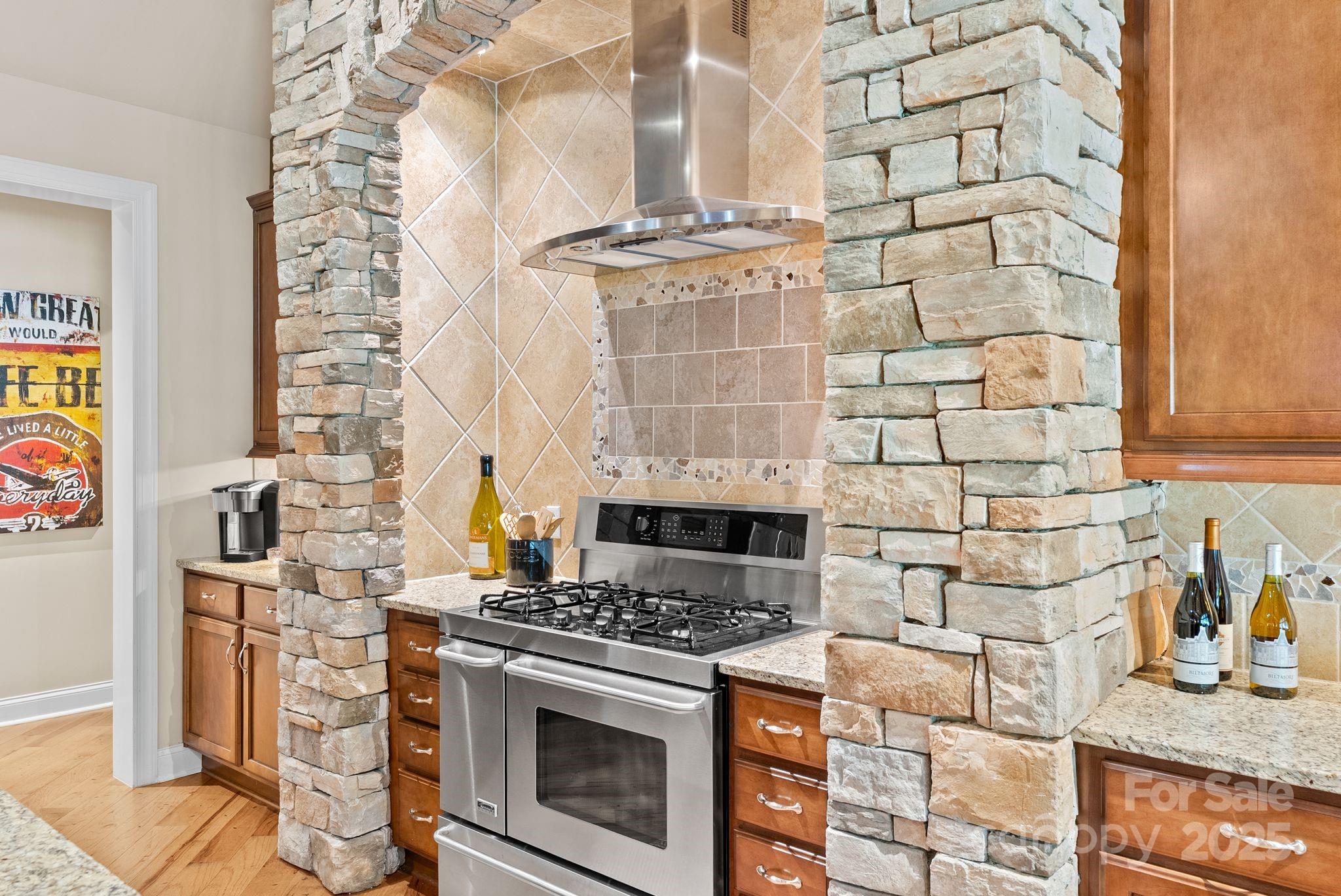 798 Dogwood Road Property Photo 7