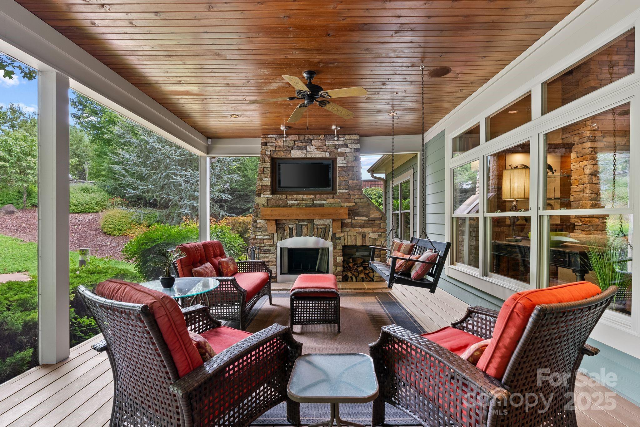 798 Dogwood Road Property Photo 9