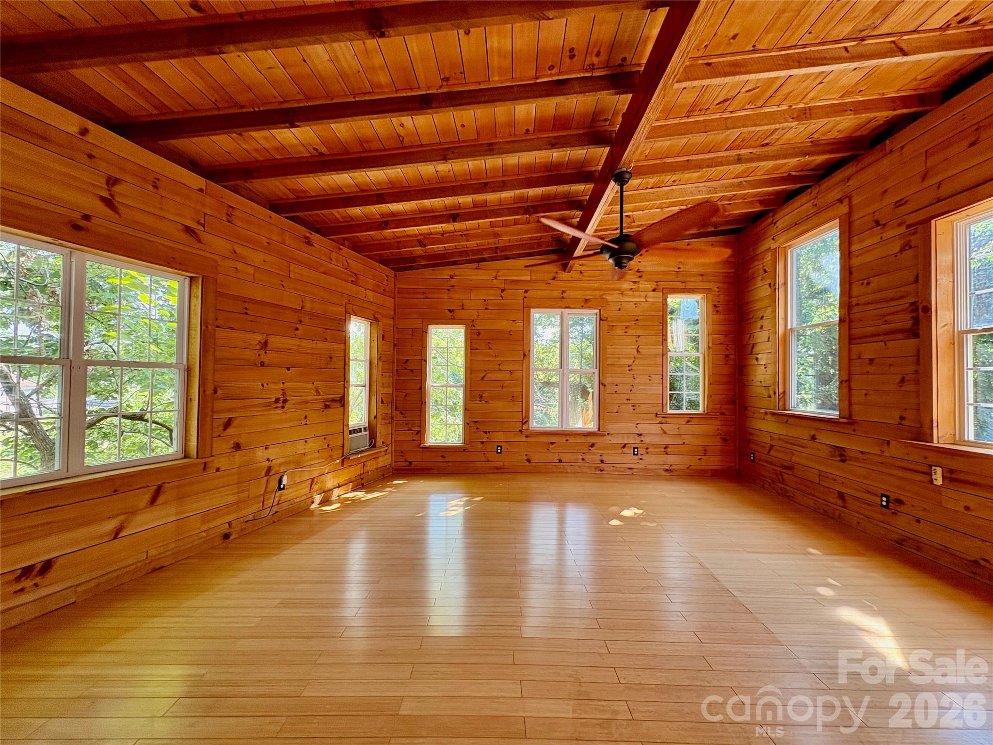 40 Brownwood Avenue Property Photo 11