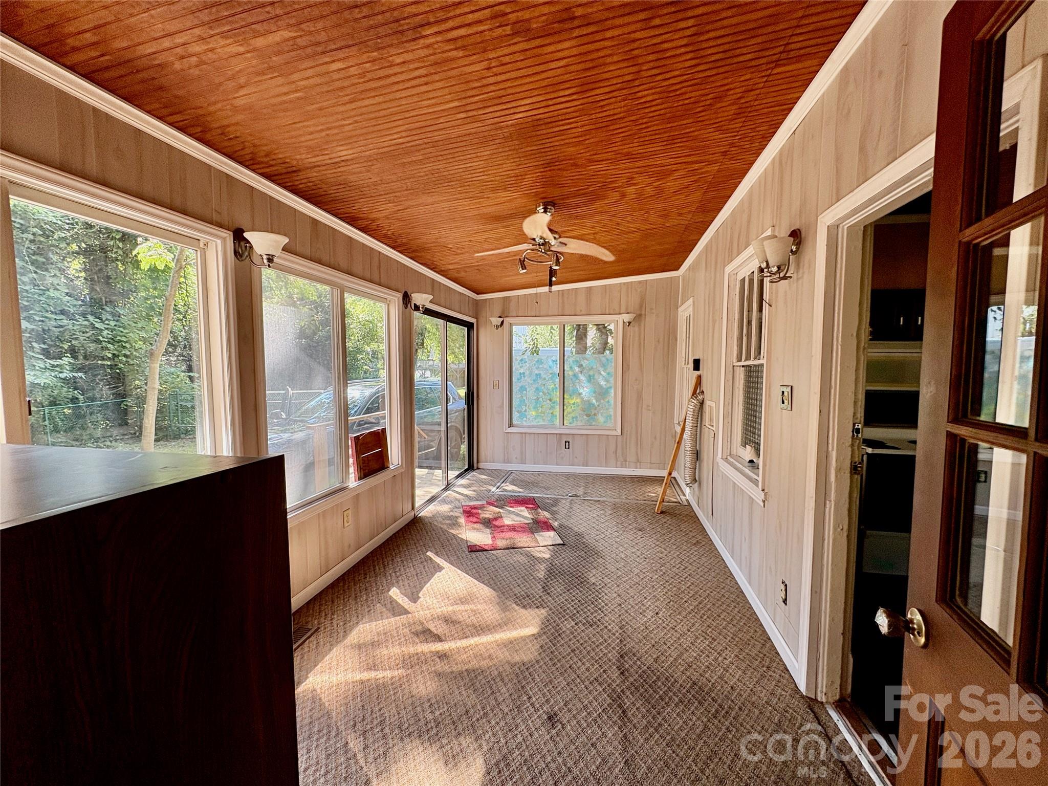40 Brownwood Avenue Property Photo 17