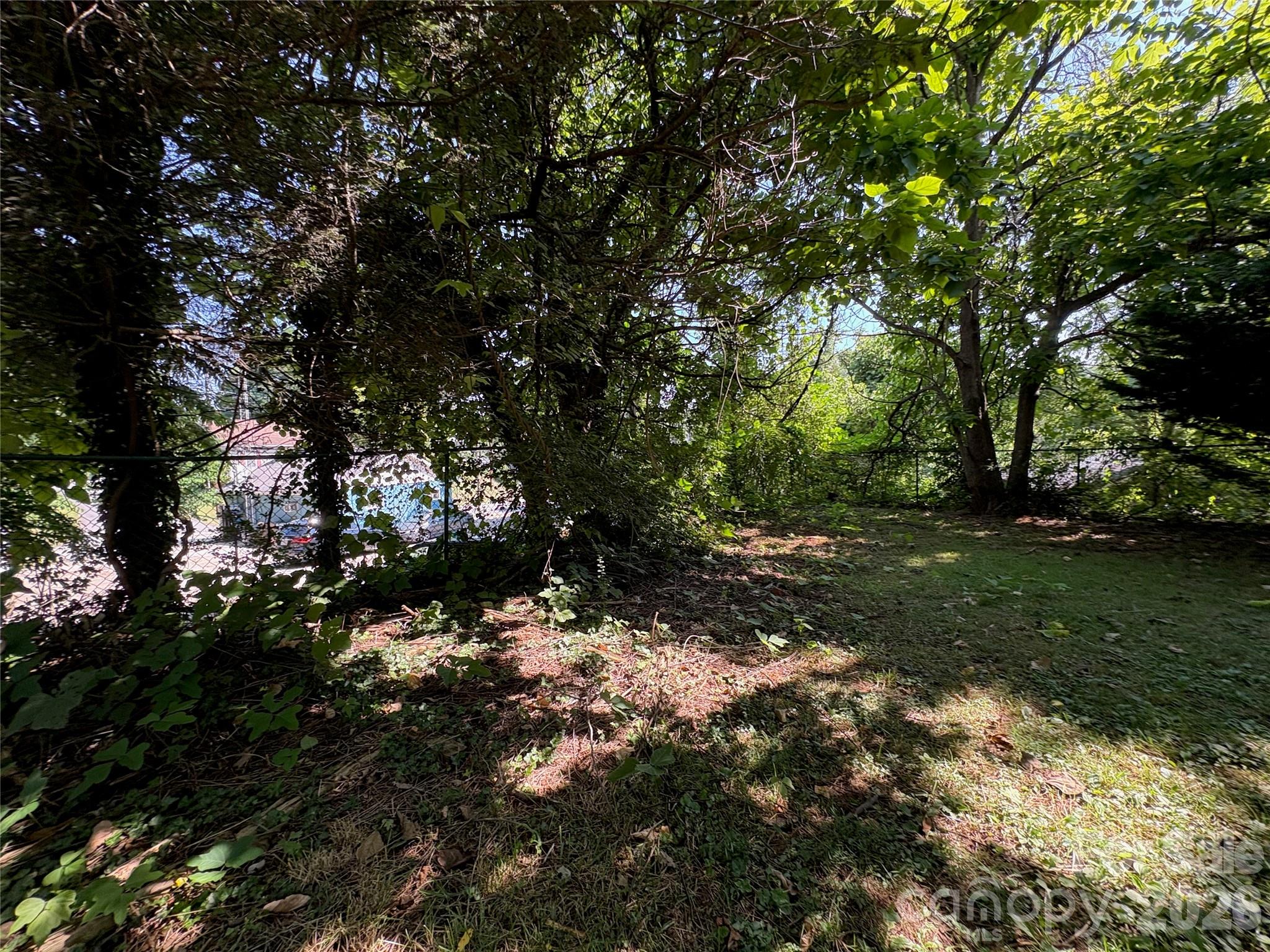 40 Brownwood Avenue Property Photo 33