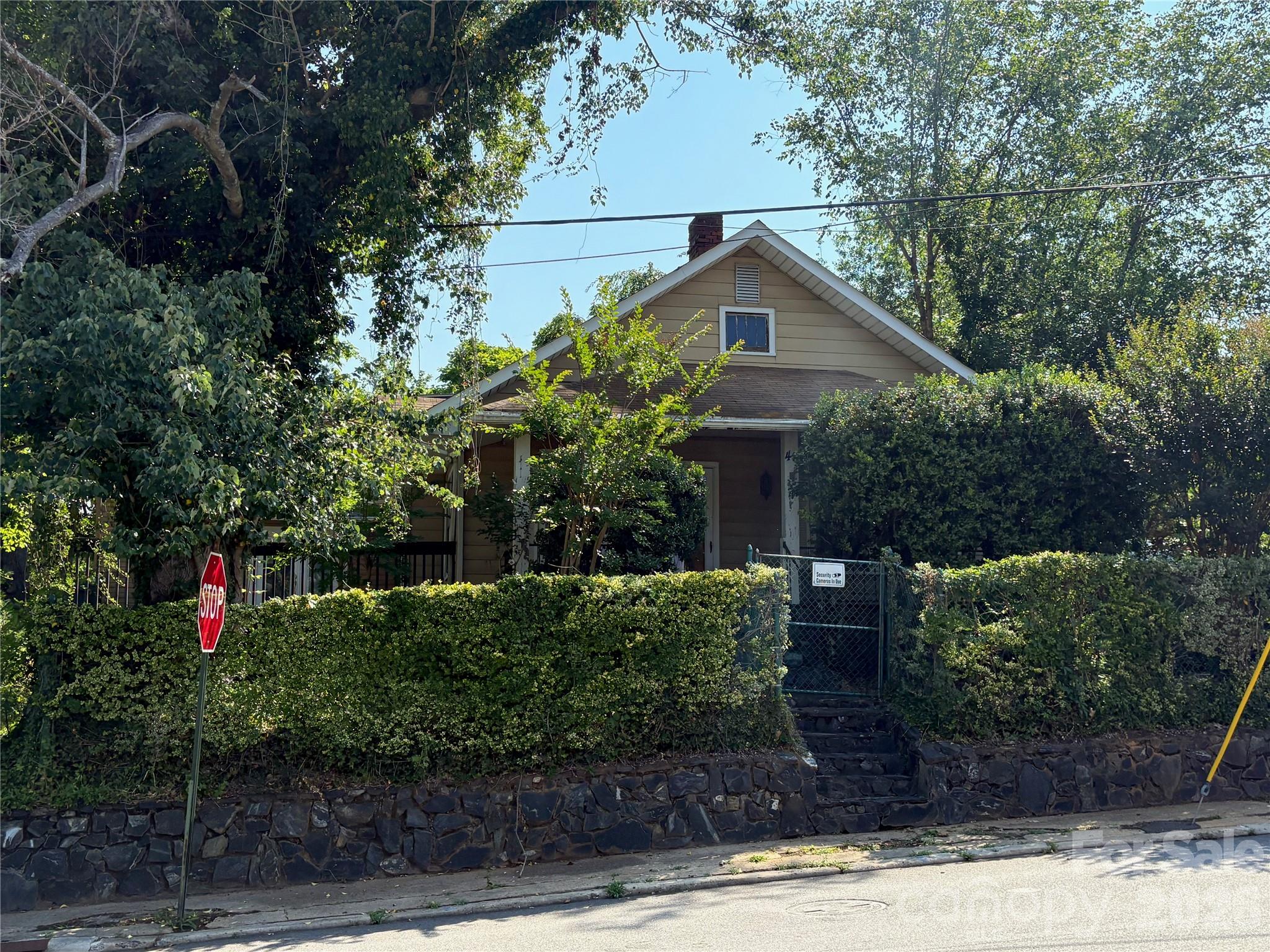 40 Brownwood Avenue Property Photo 37