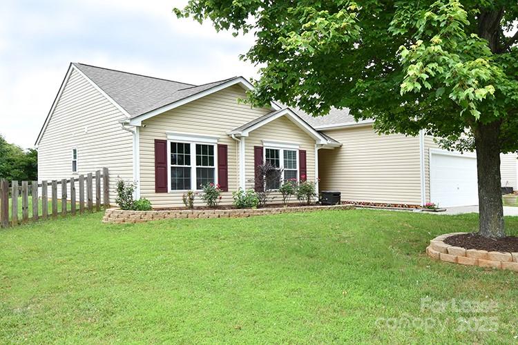 129 Bosburg Drive Property Photo 4