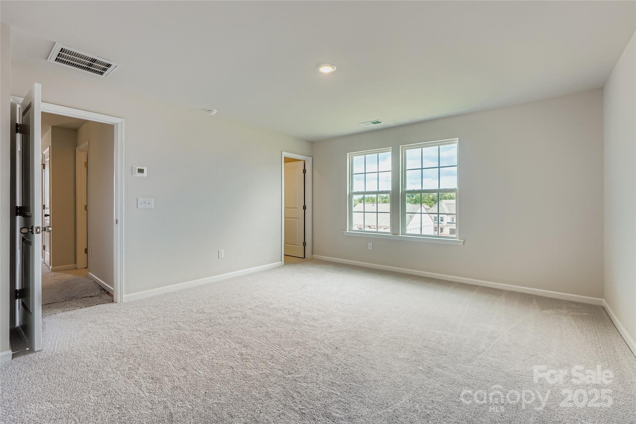 6391 Fairfax Court Property Photo 7