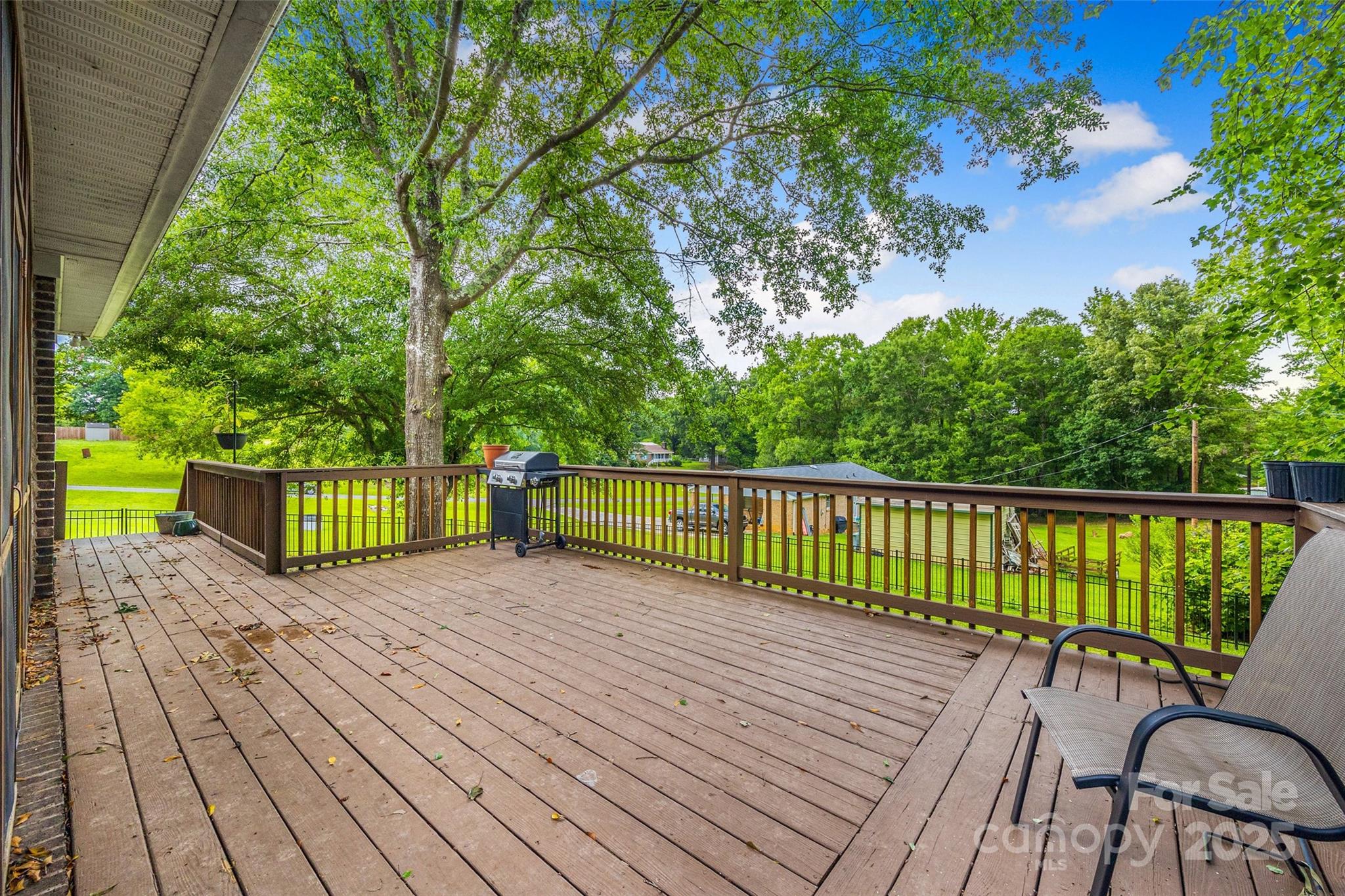 1010 Rainbow Circle Property Photo 33