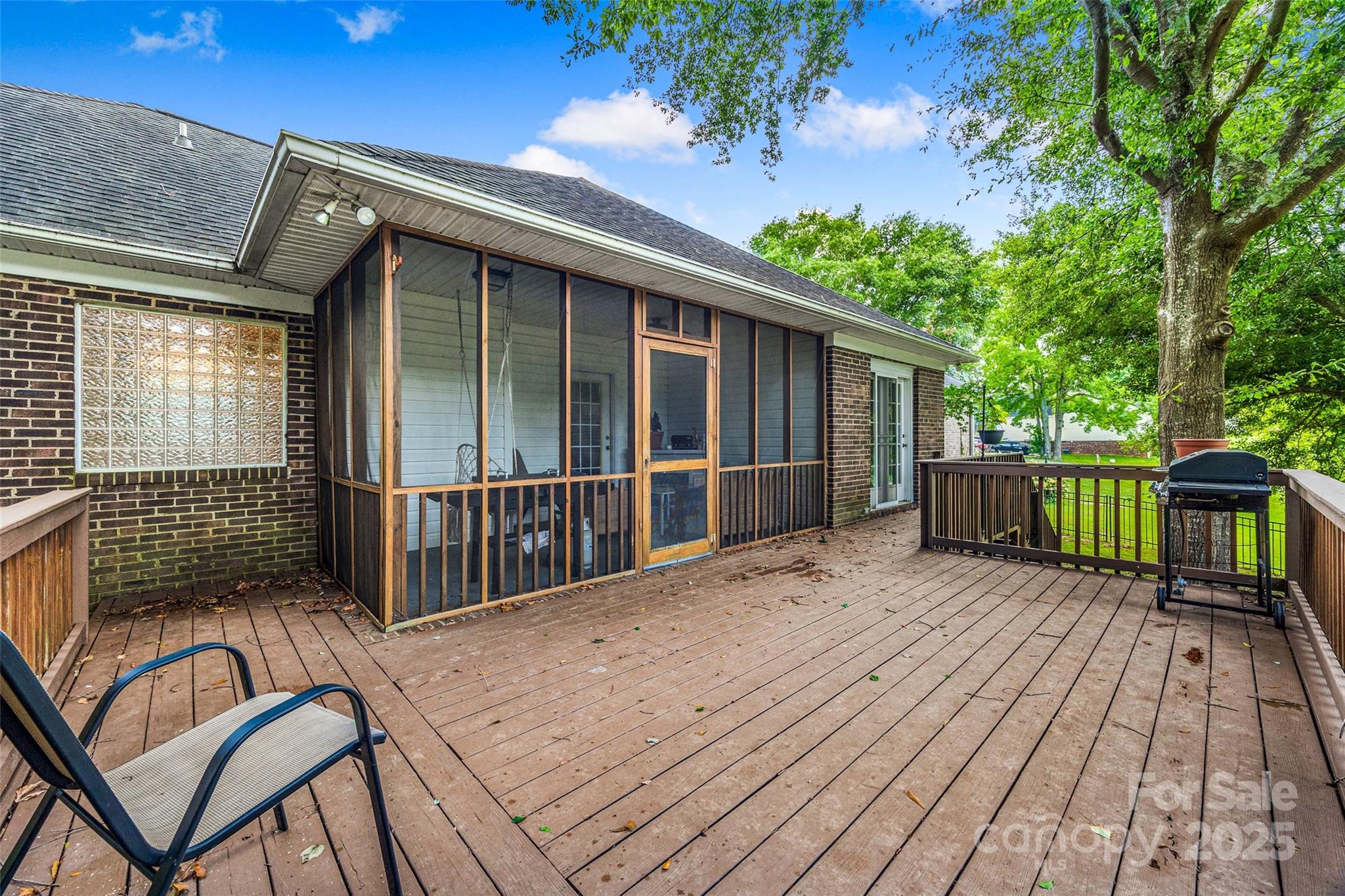 1010 Rainbow Circle Property Photo 34