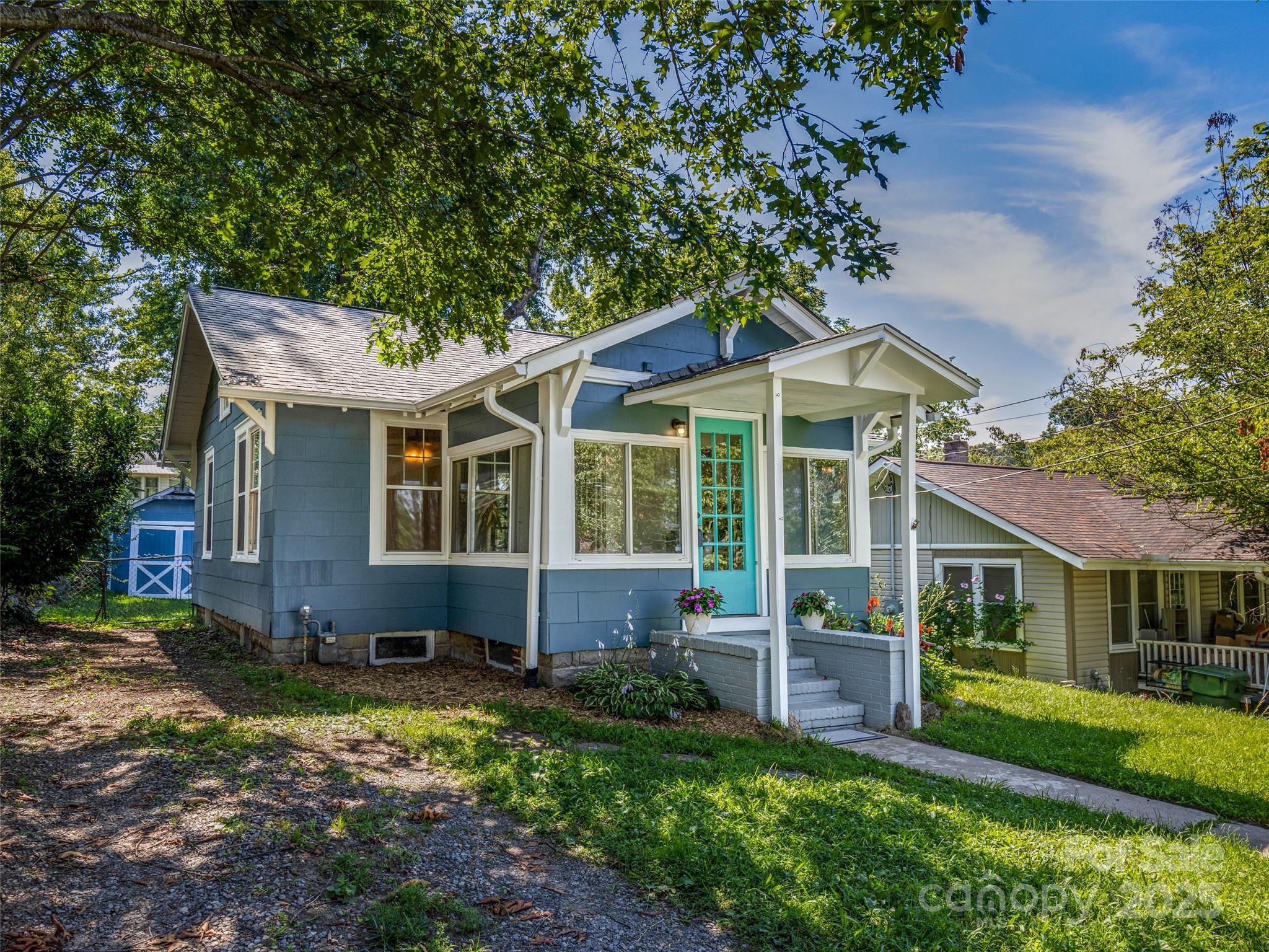 11 Craig Circle Property Photo 3