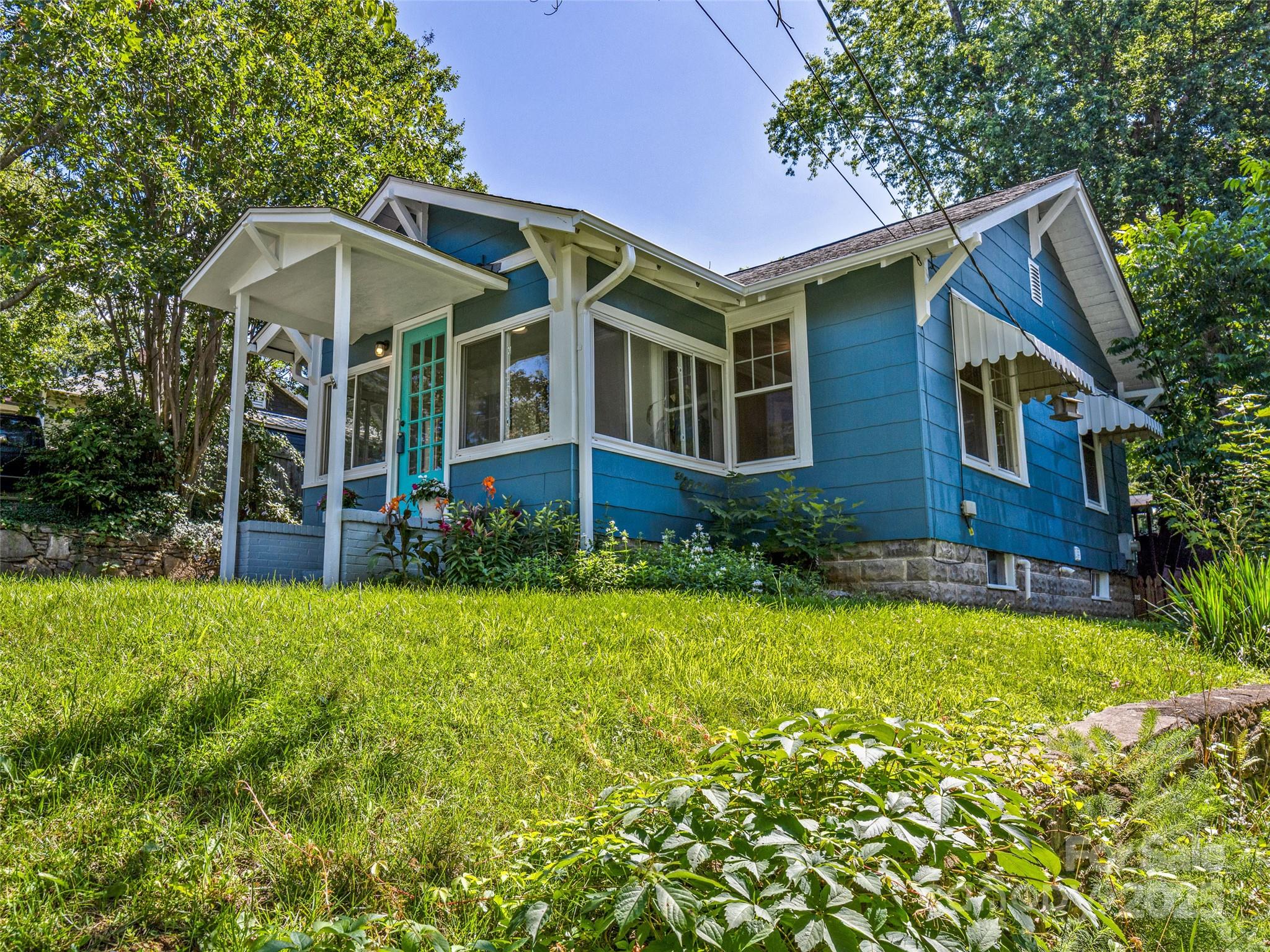 11 Craig Circle Property Photo 8