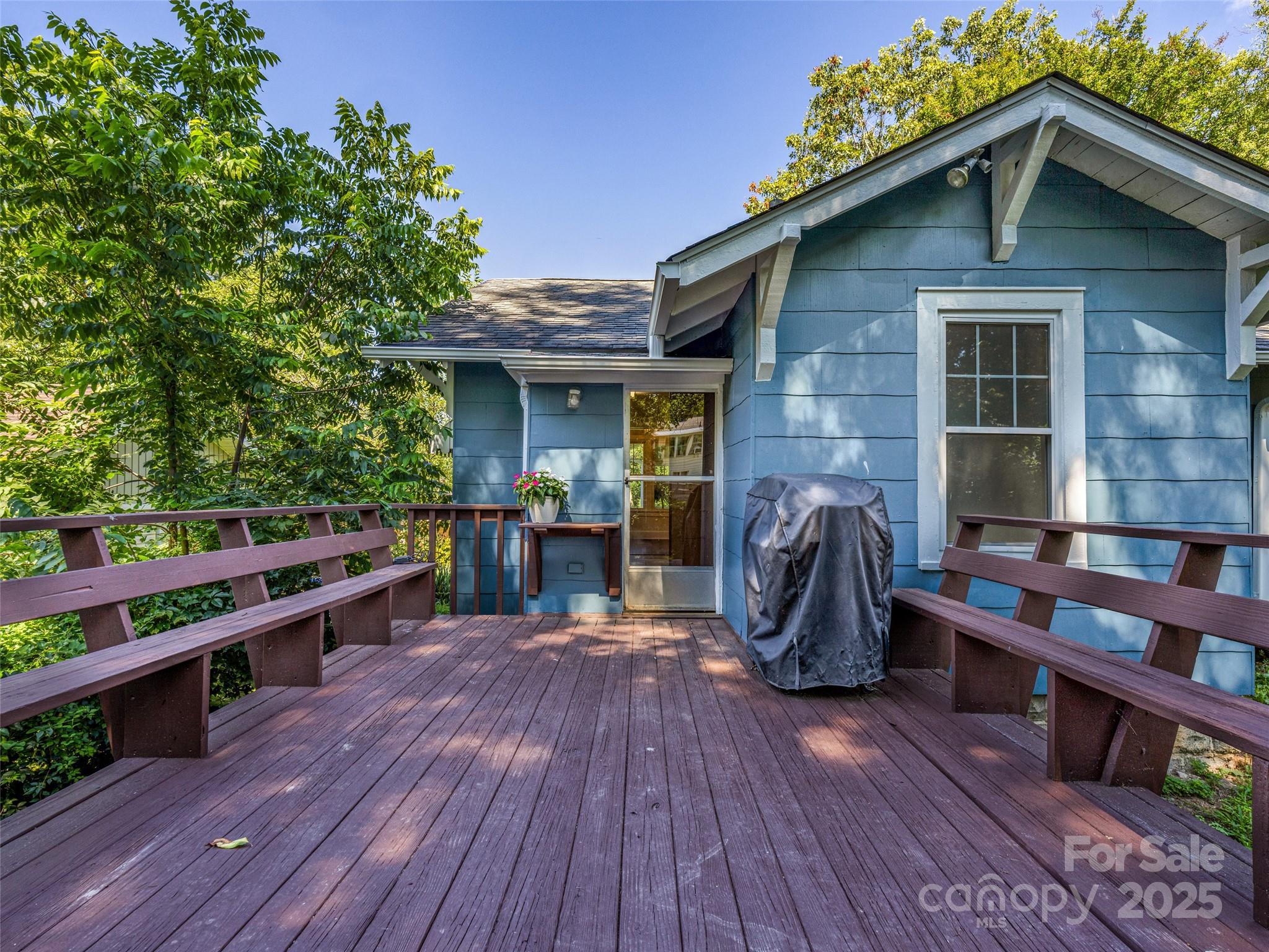 11 Craig Circle Property Photo 29