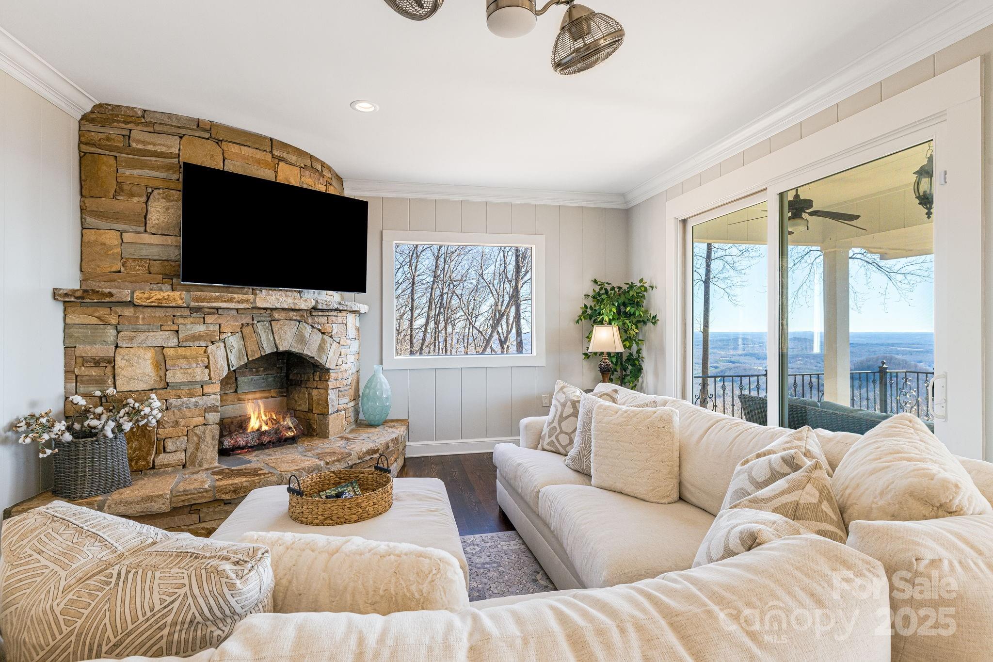 11 By The Wayside Drive Property Photo 8