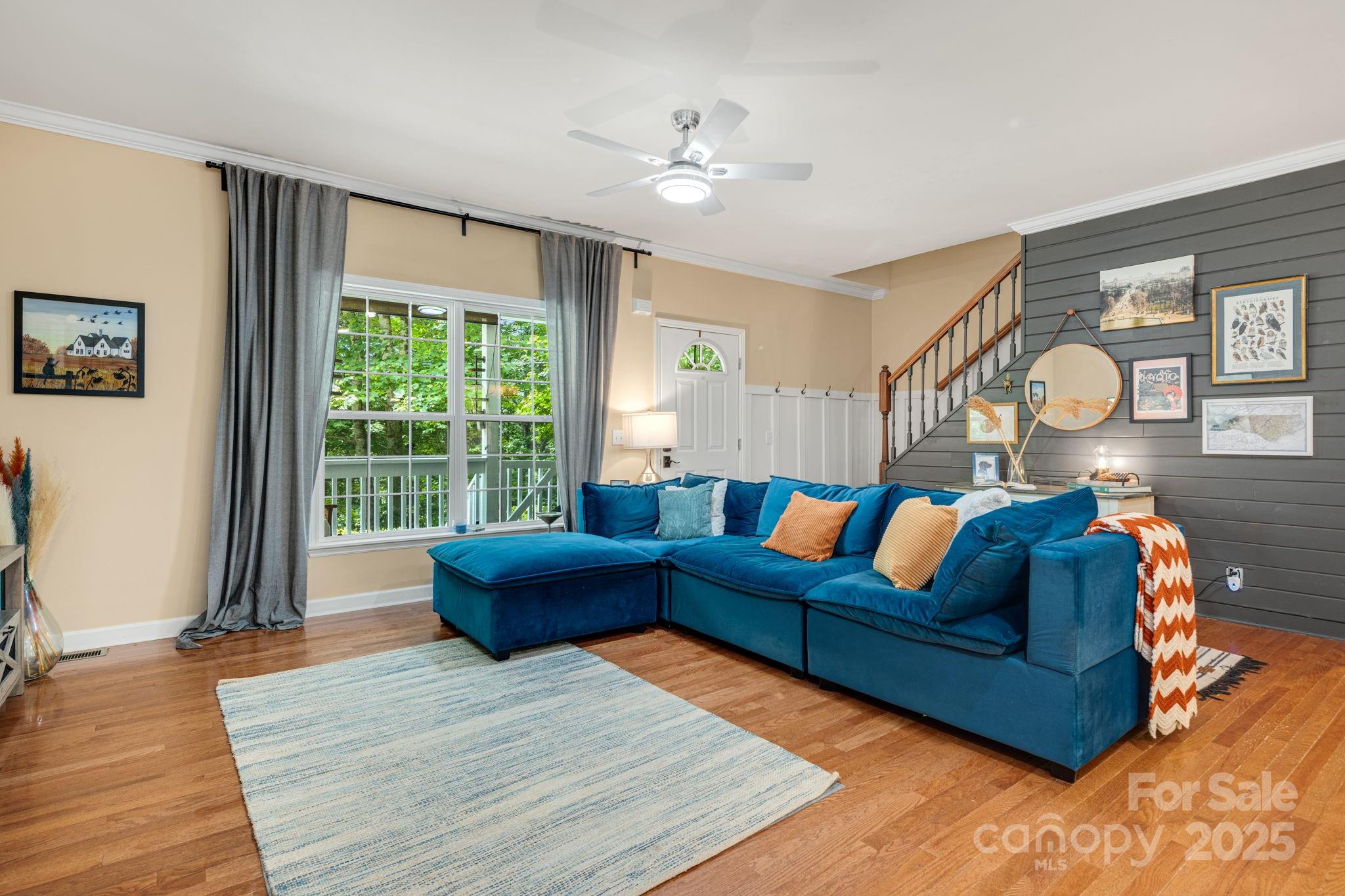 104 Jurassic Drive Property Photo 9