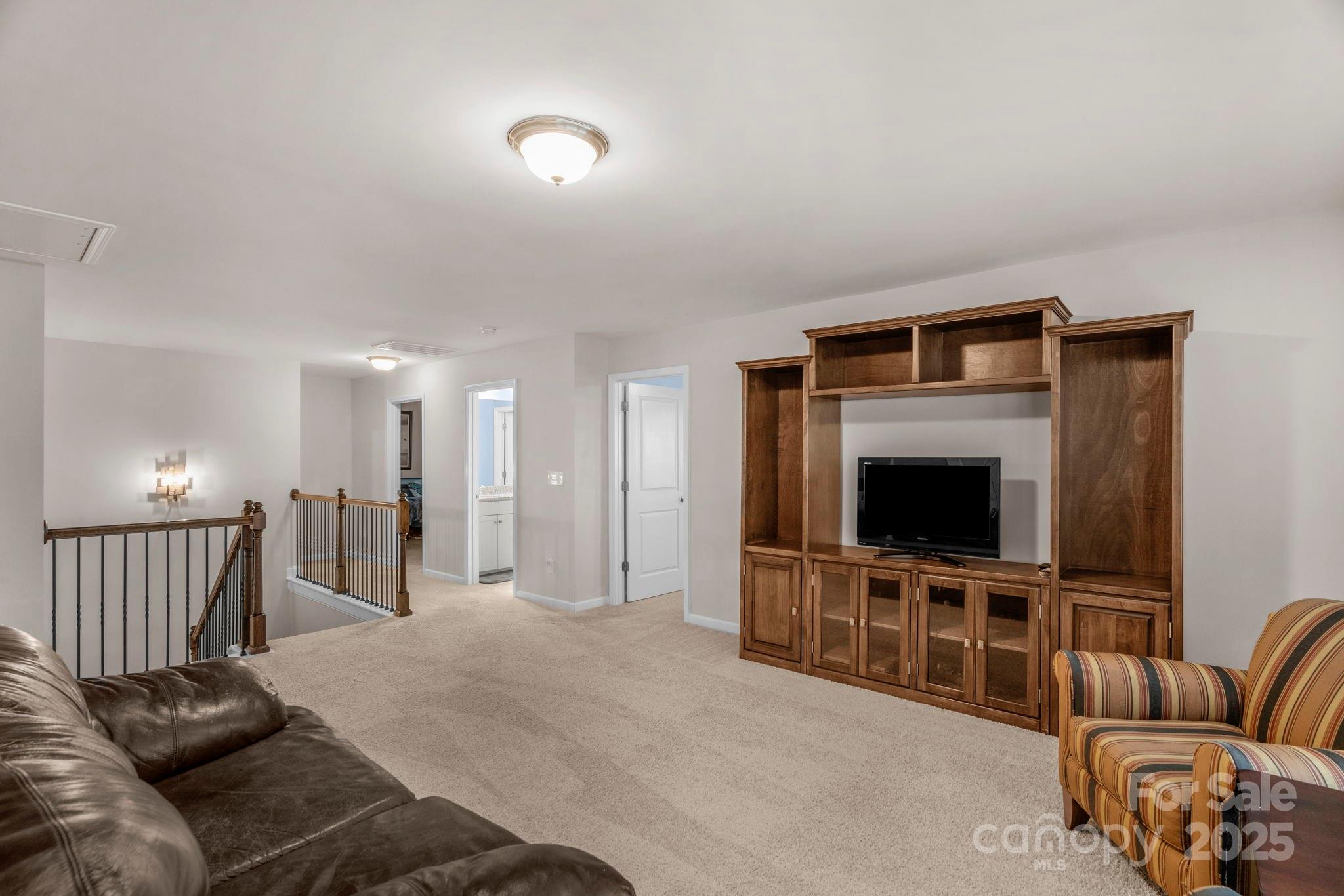 236 Robinwood Lane Property Photo 33