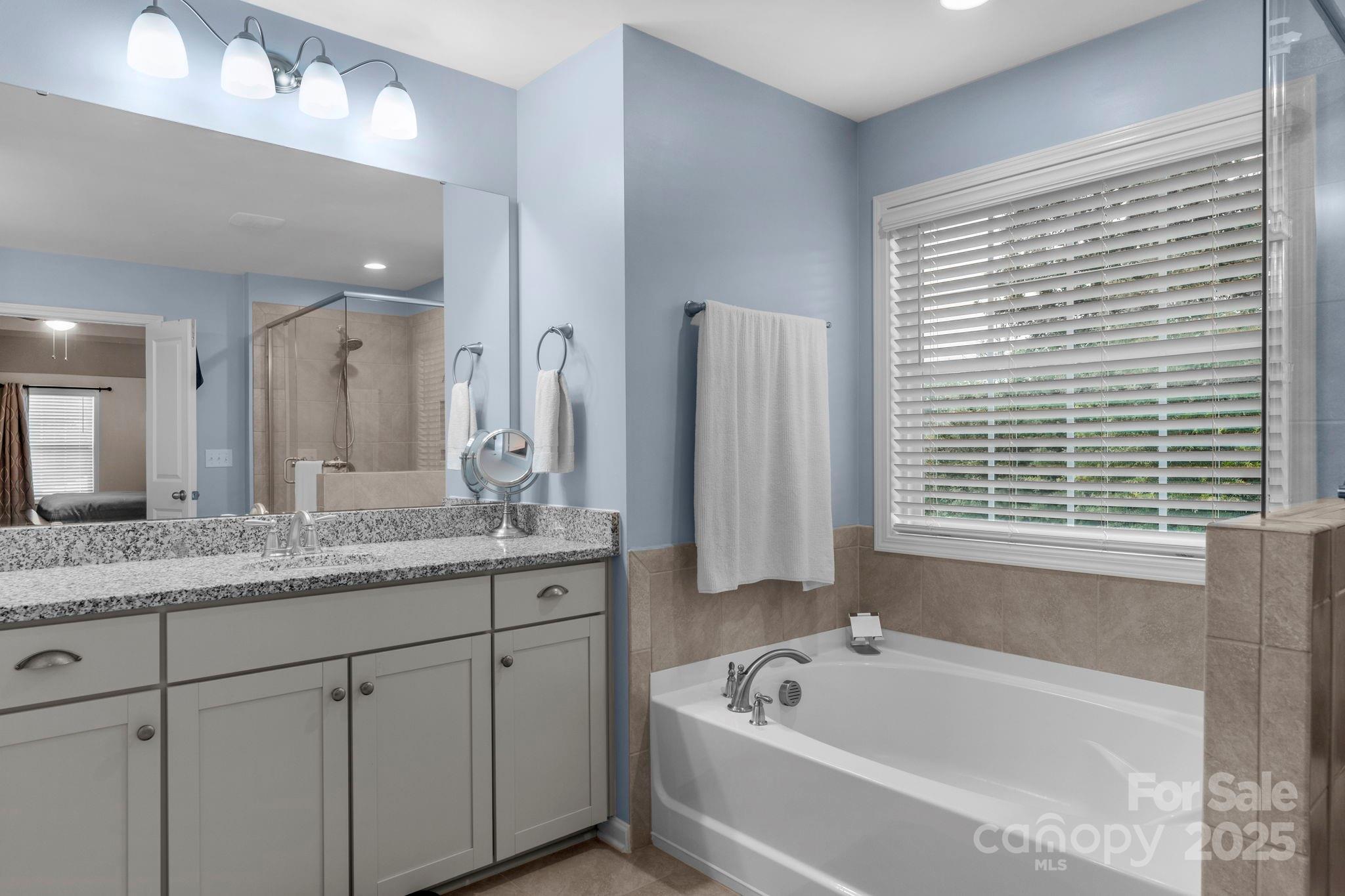 236 Robinwood Lane Property Photo 37