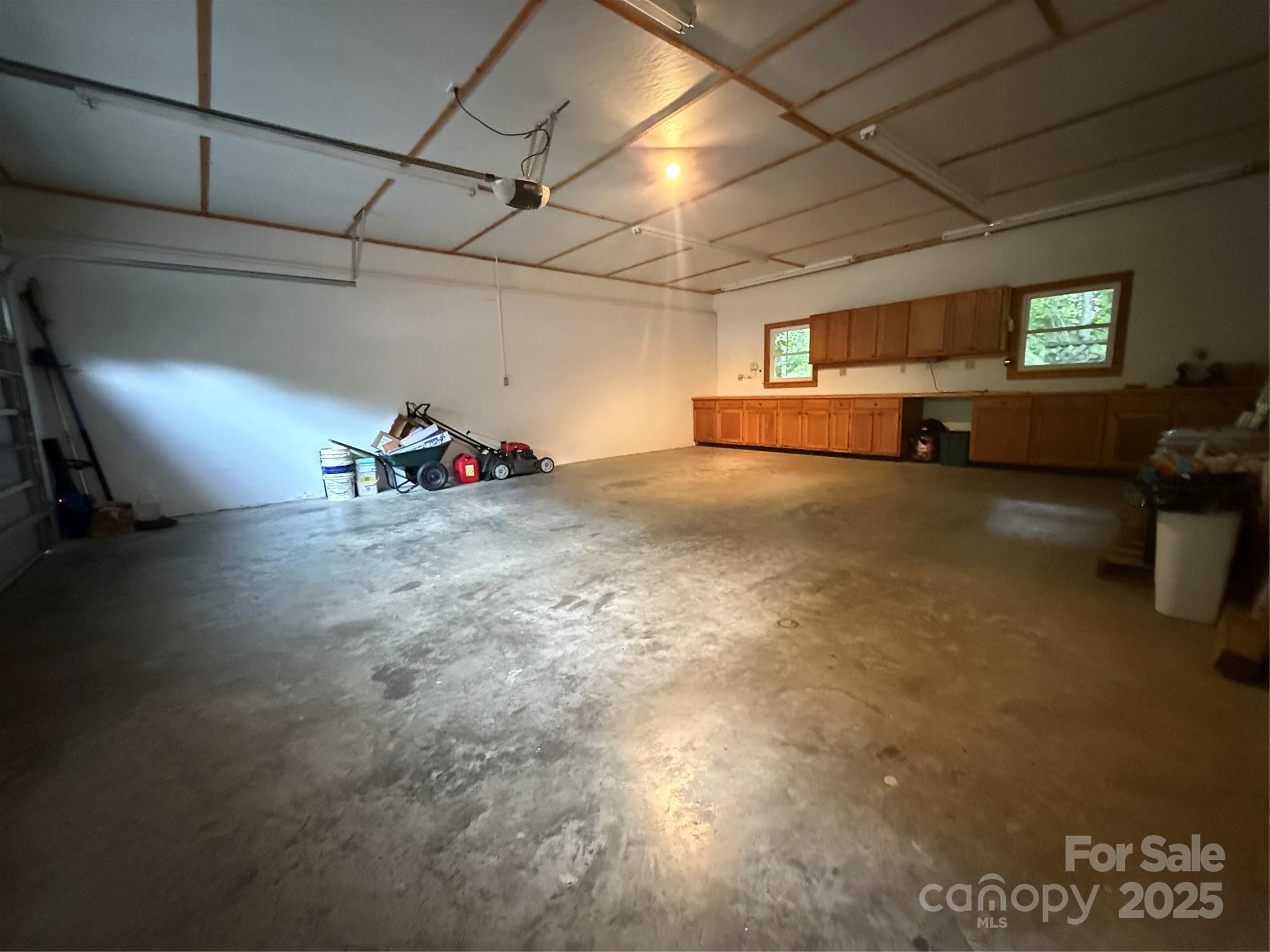 46 High Meadow Lane Property Photo 5