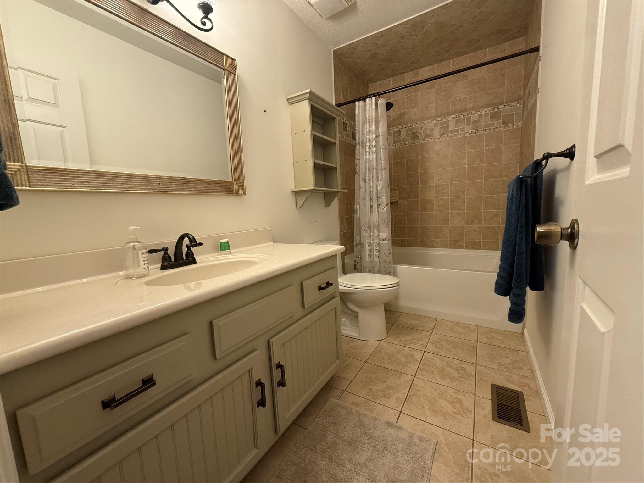 46 High Meadow Lane Property Photo 15