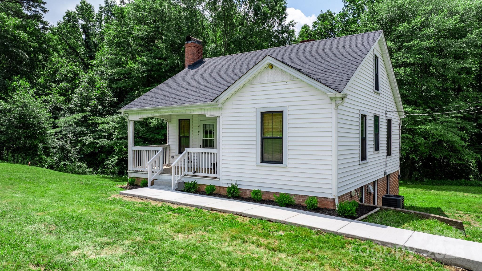 2704 Kool Park Road