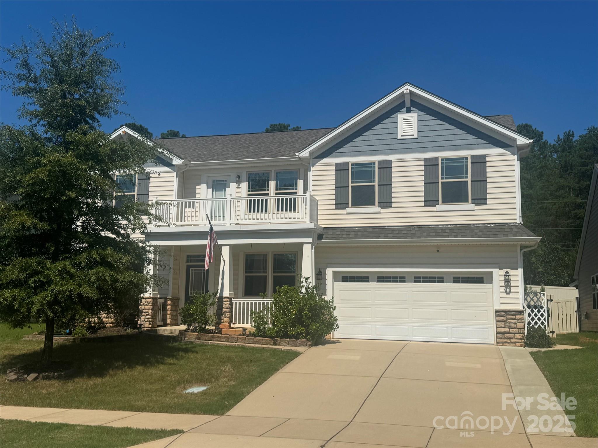 15213 Red Canoe Way Property Photo 1