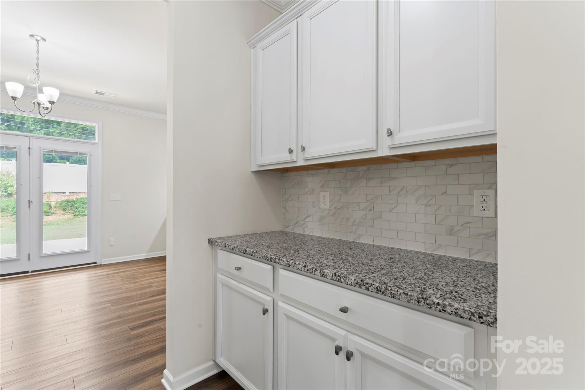15213 Red Canoe Way Property Photo 12