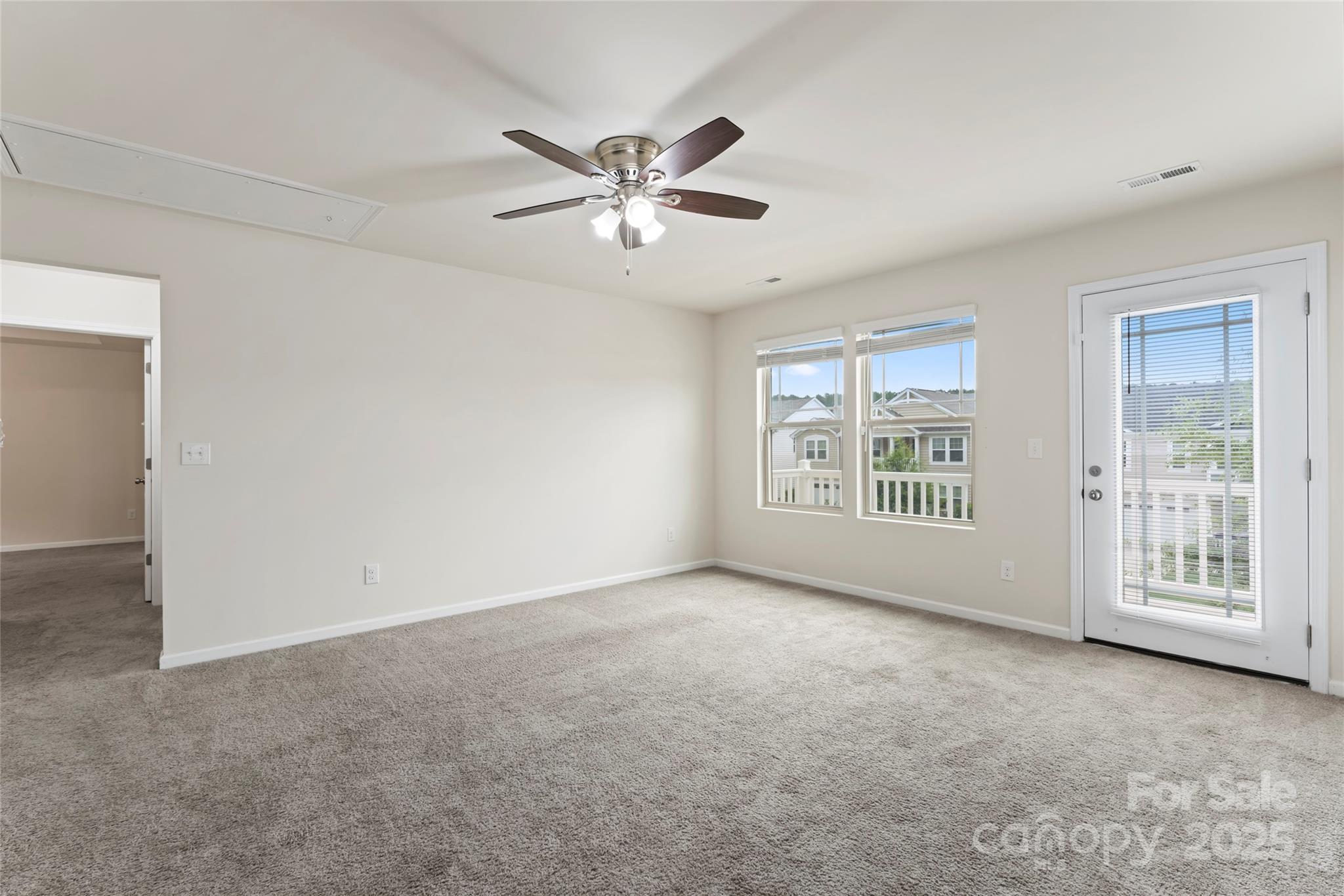 15213 Red Canoe Way Property Photo 26