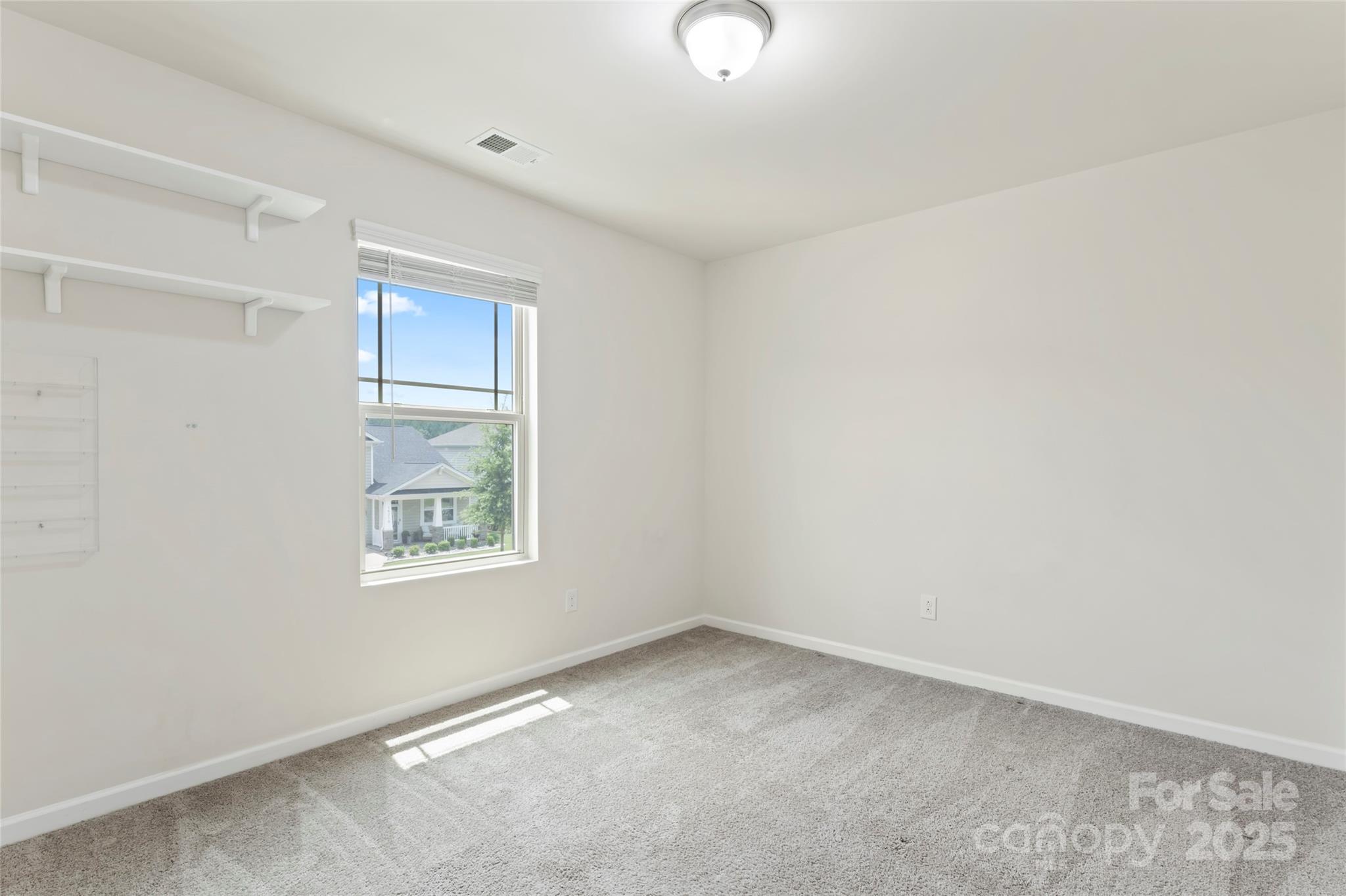 15213 Red Canoe Way Property Photo 30
