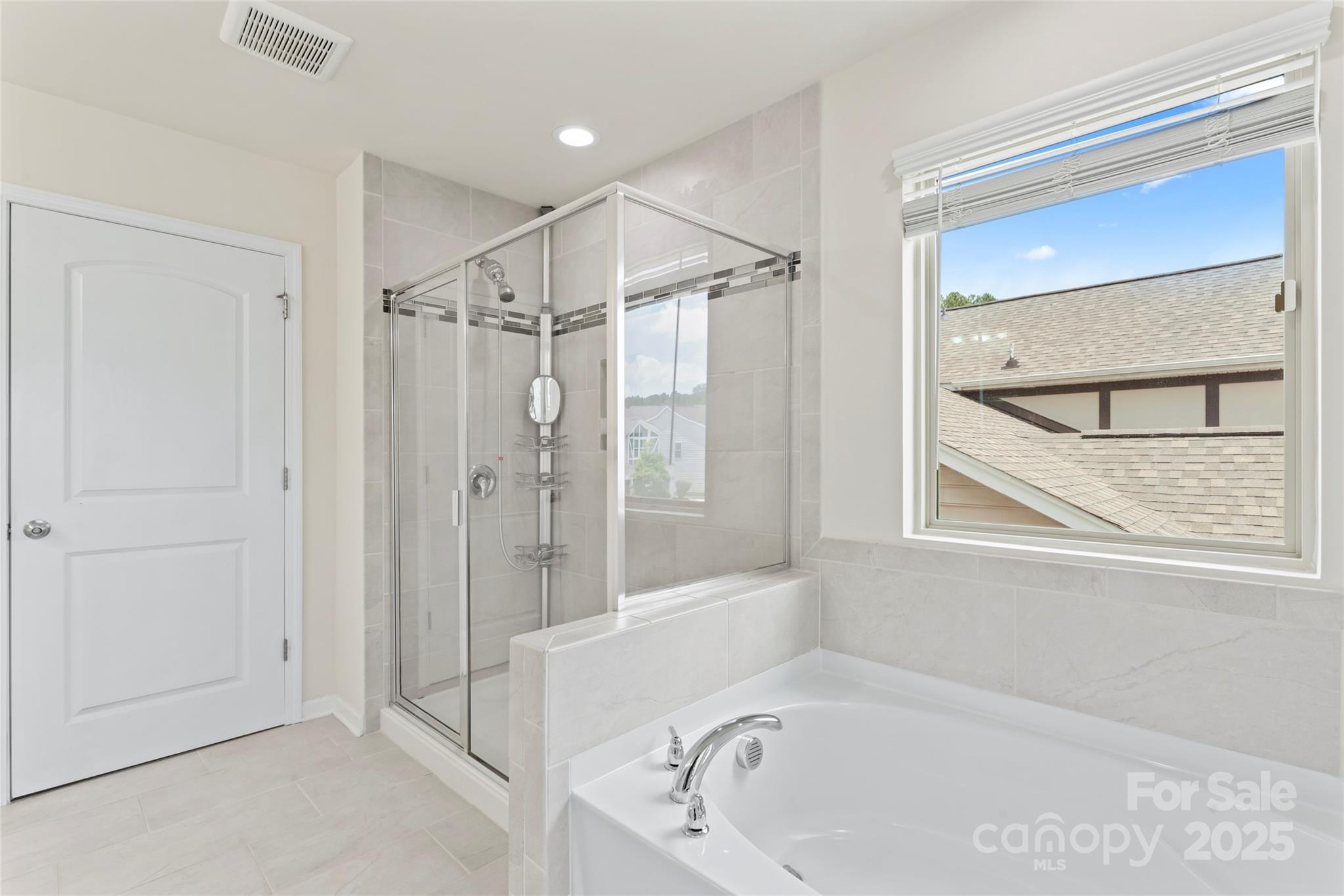 15213 Red Canoe Way Property Photo 37