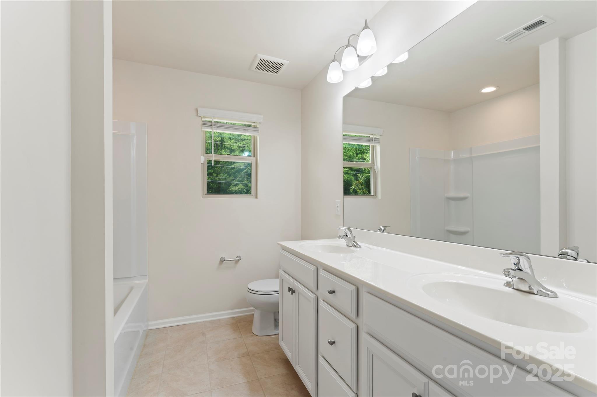15213 Red Canoe Way Property Photo 41