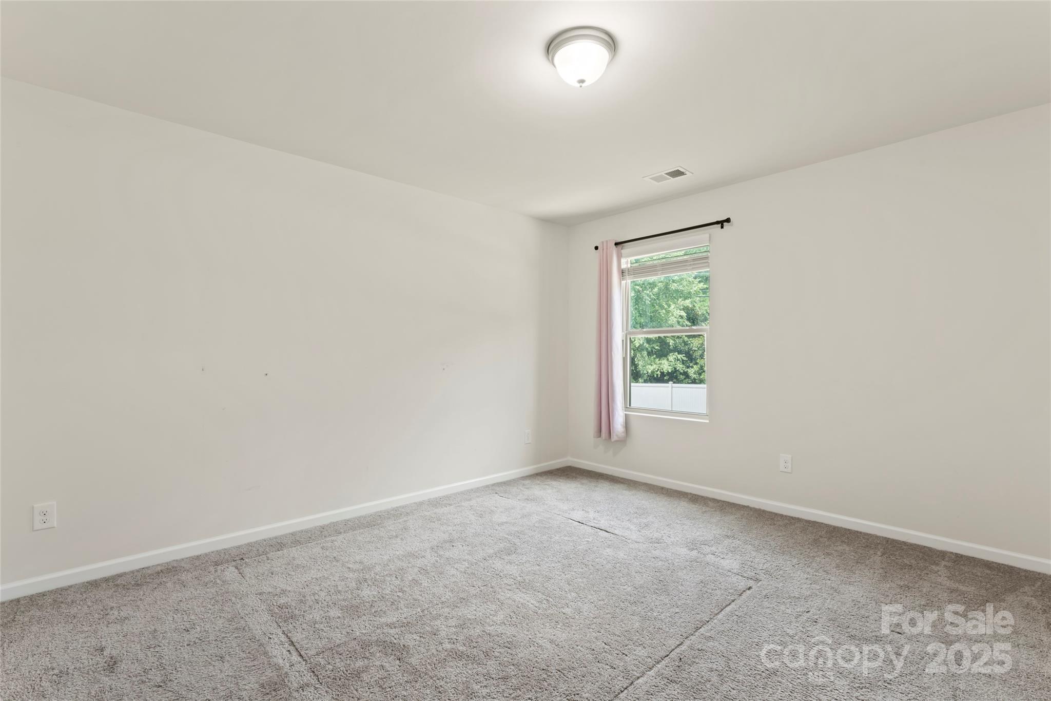 15213 Red Canoe Way Property Photo 42