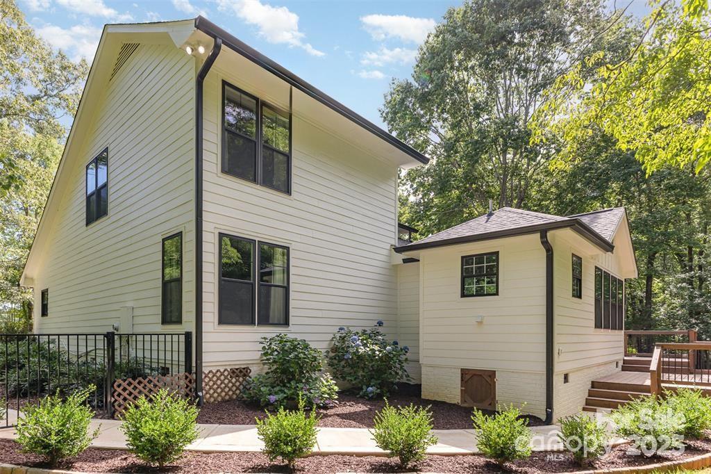 6639 Camp Creek Road Property Photo 32